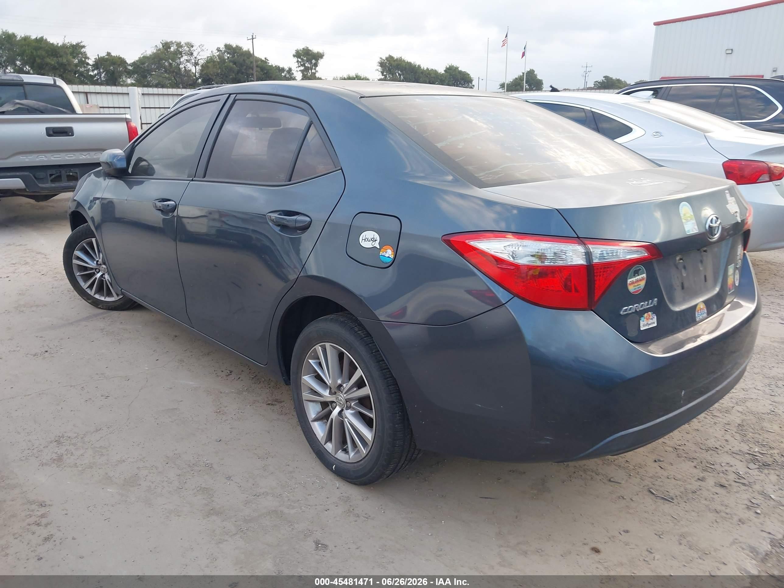 2015 Toyota Corolla Le Plus Blue vin: 5YFBURHE6FP310864