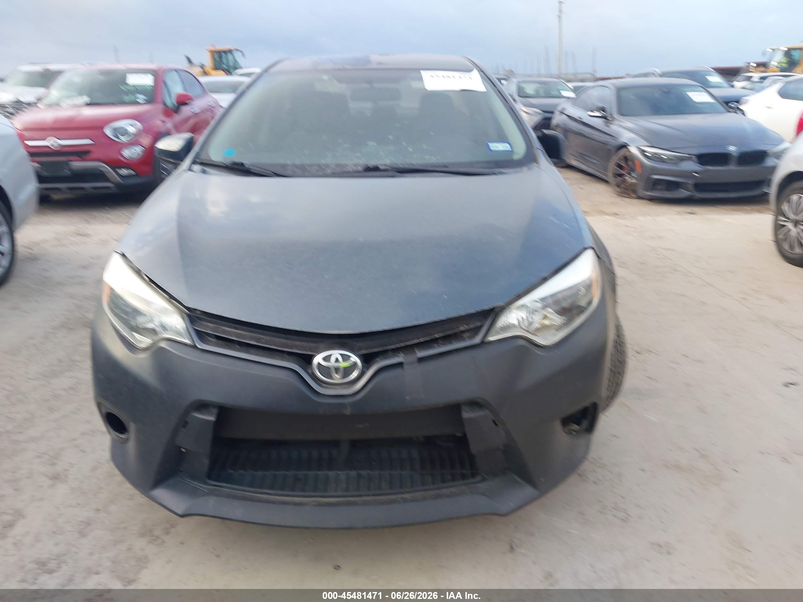 2015 Toyota Corolla Le Plus Blue vin: 5YFBURHE6FP310864