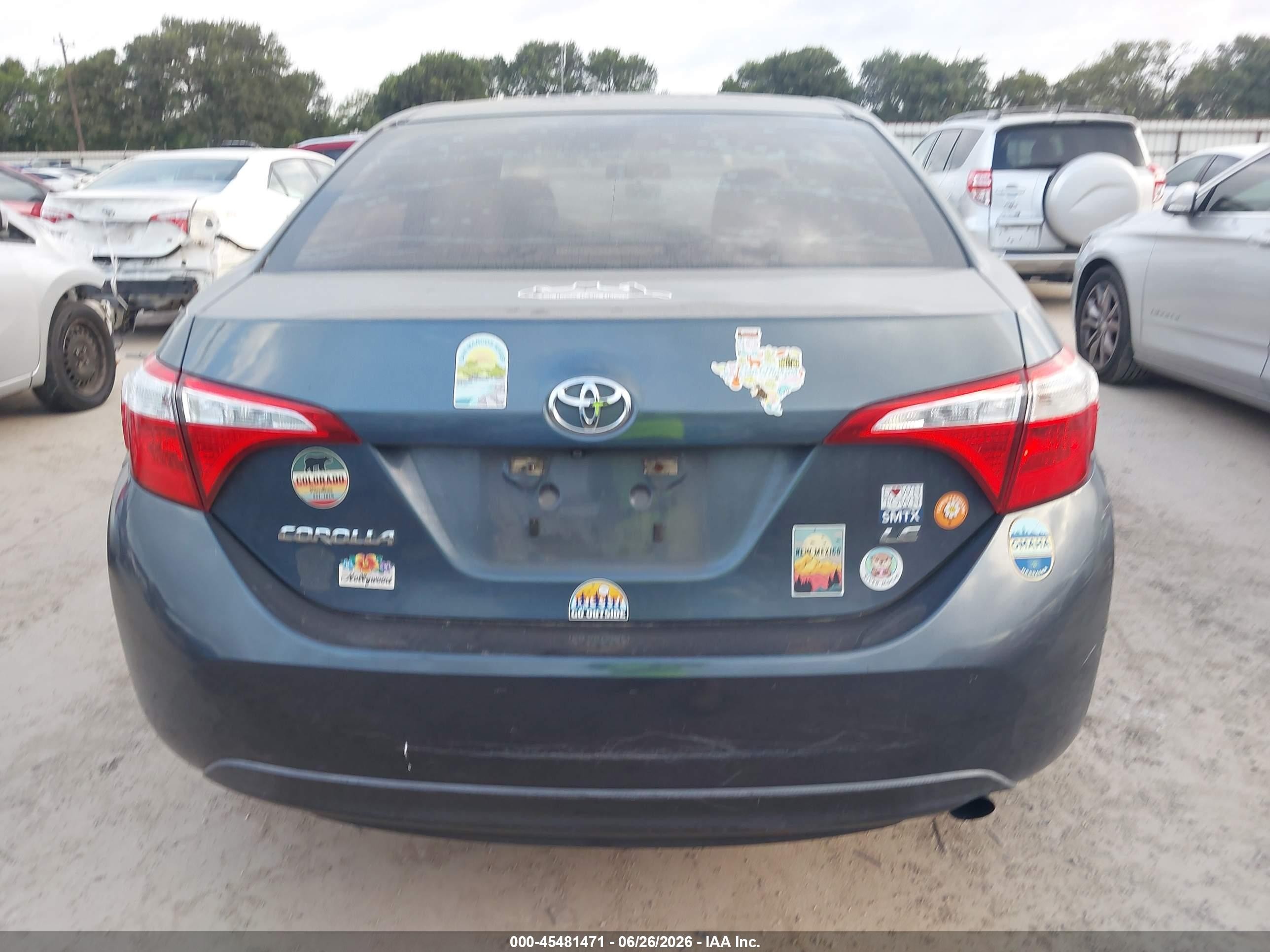 2015 Toyota Corolla Le Plus Blue vin: 5YFBURHE6FP310864