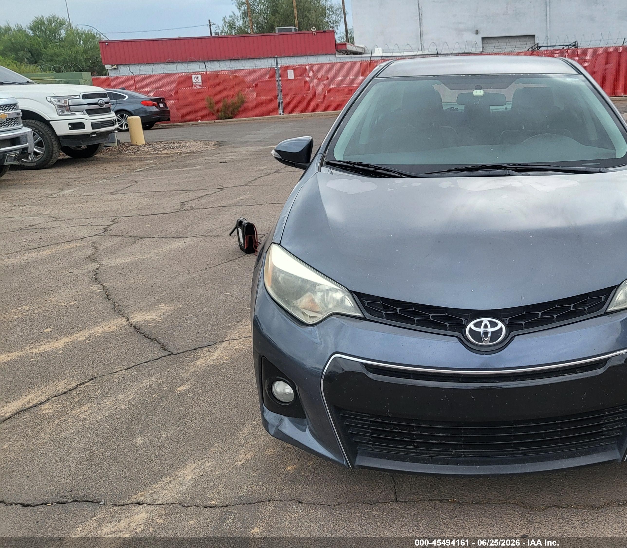 2015 Toyota Corolla S Plus Blue vin: 5YFBURHE6FP316535