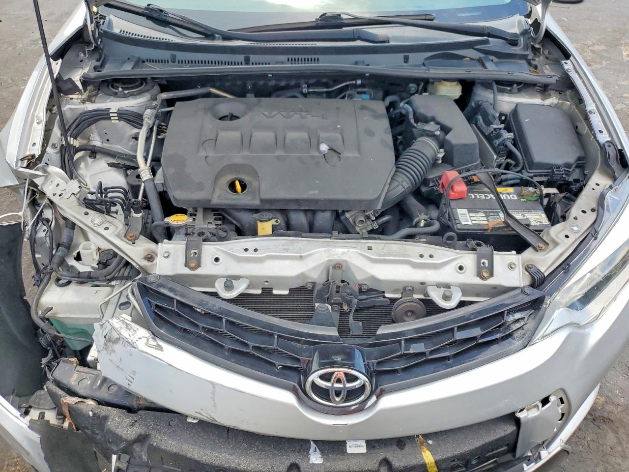 2015 Toyota Corolla S Plus Silver vin: 5YFBURHE6FP349907