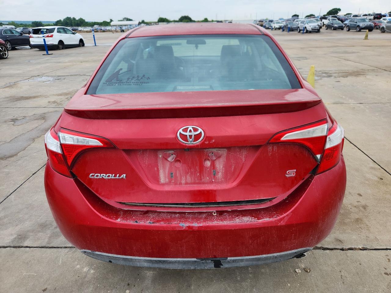 2015 Toyota Corolla S Plus Red vin: 5YFBURHE6FP359031