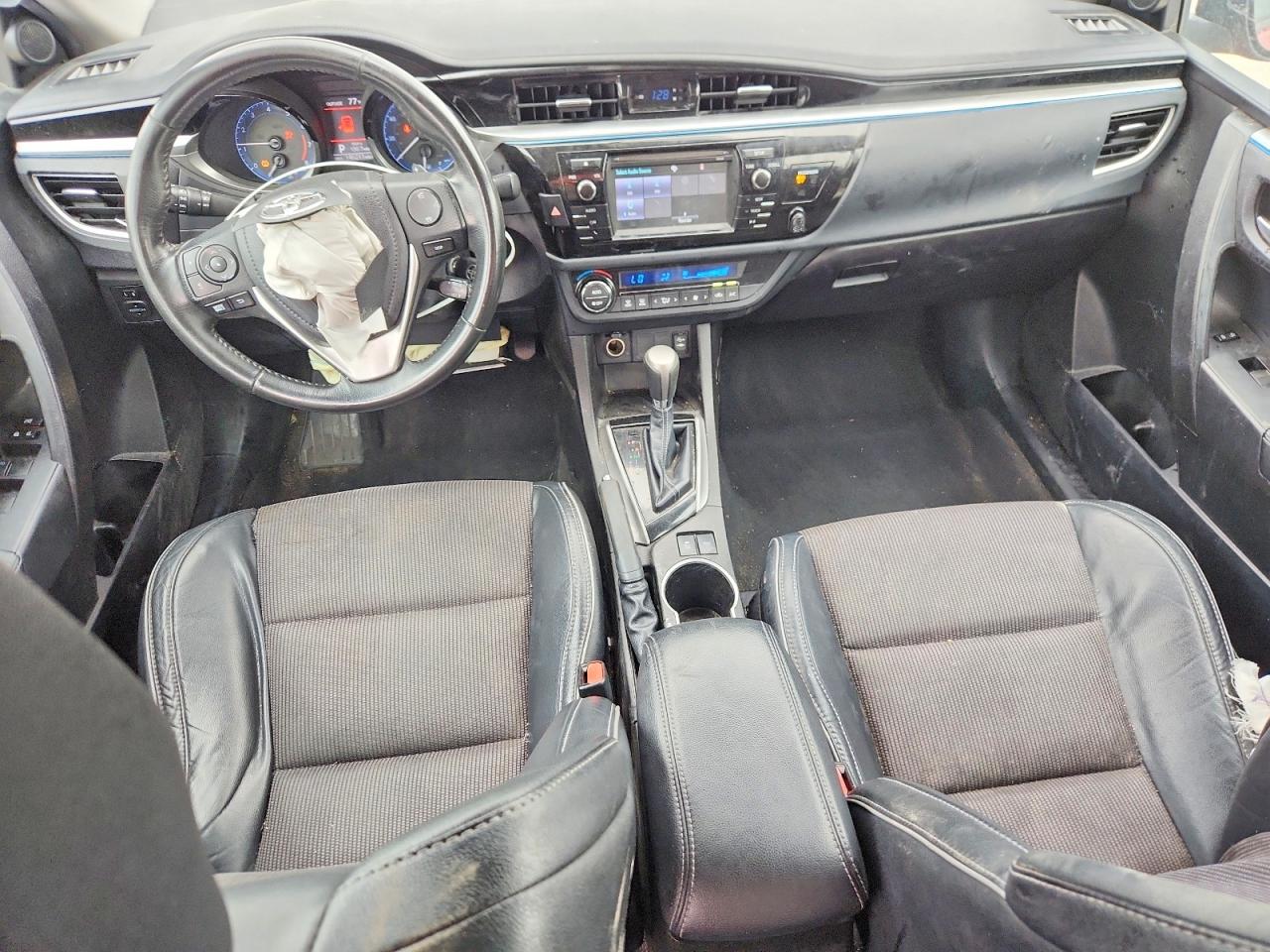 2015 Toyota Corolla S Plus Red vin: 5YFBURHE6FP359031