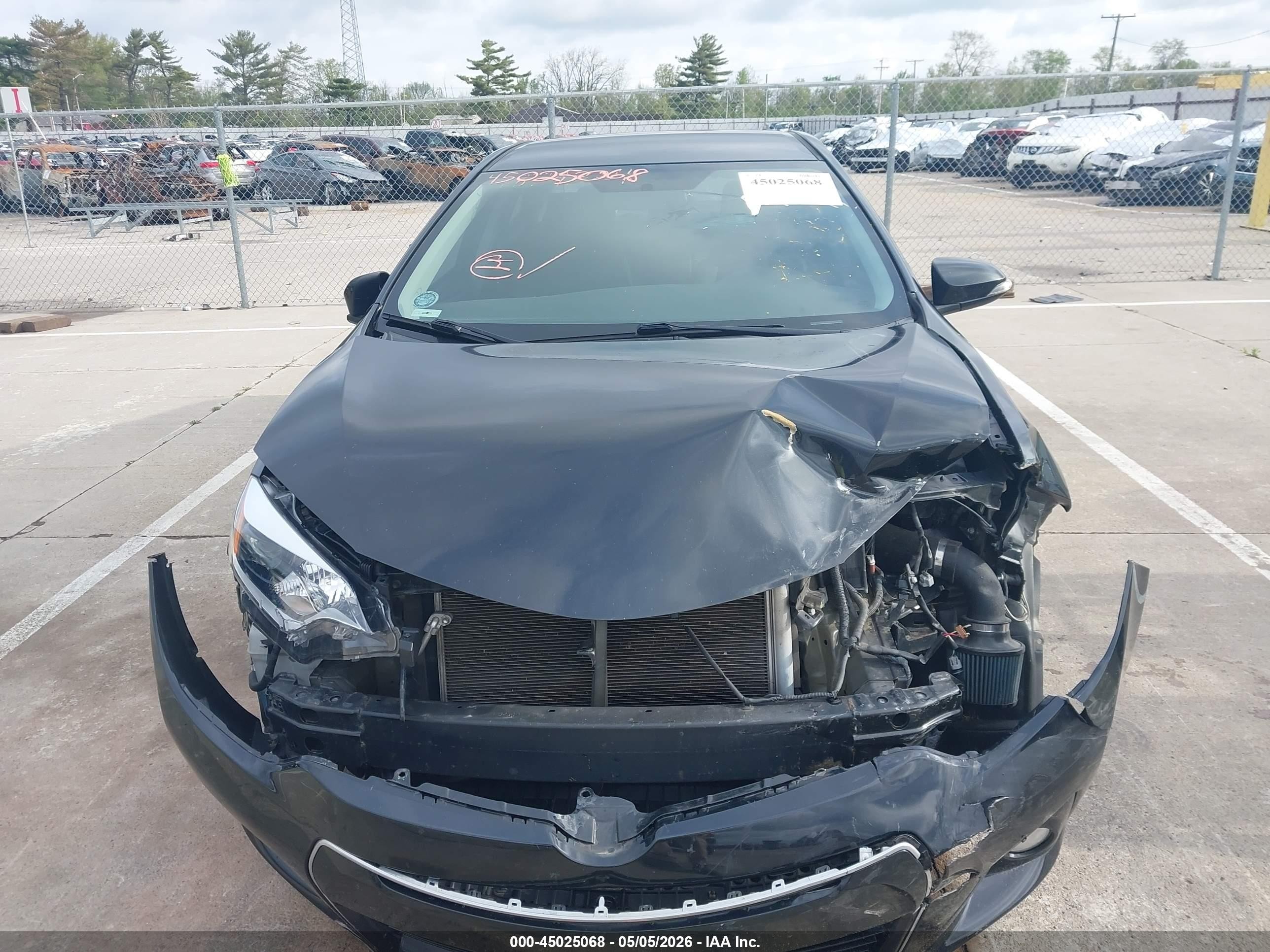 2016 Toyota Corolla S Plus Black vin: 5YFBURHE6GP484936