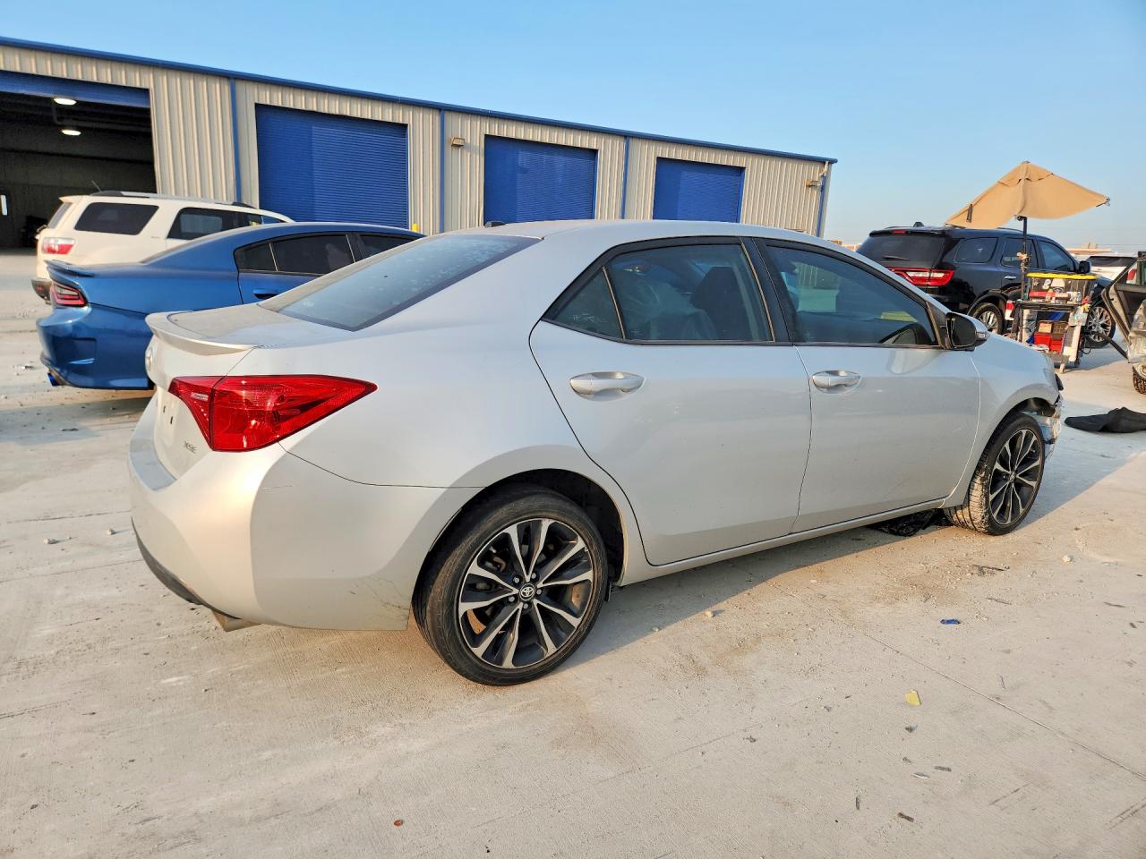 2019 Toyota Corolla Xse Серебряный vin: 5YFBURHE6KP897142