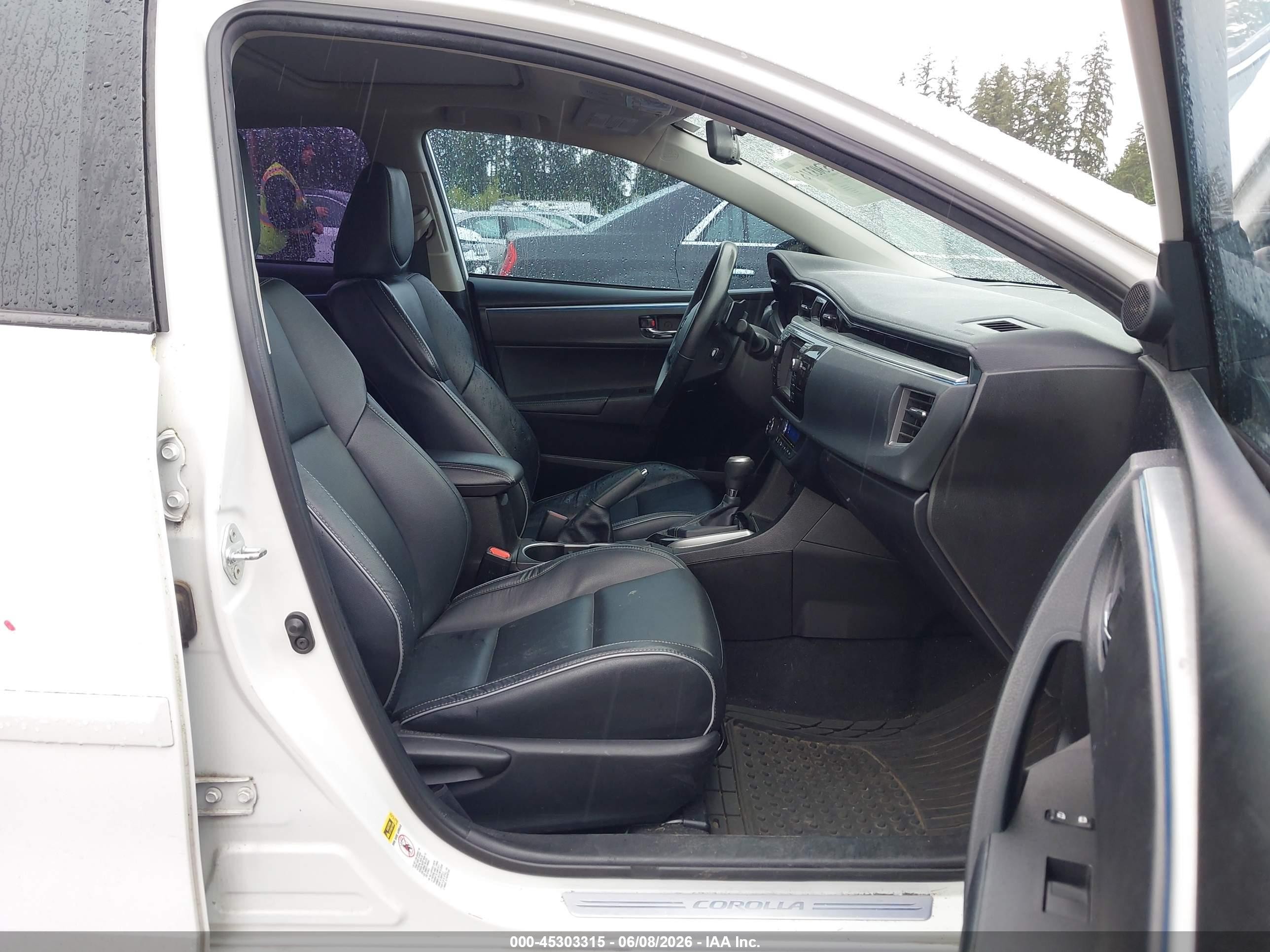 2014 Toyota Corolla S Premium White vin: 5YFBURHE7EP008532
