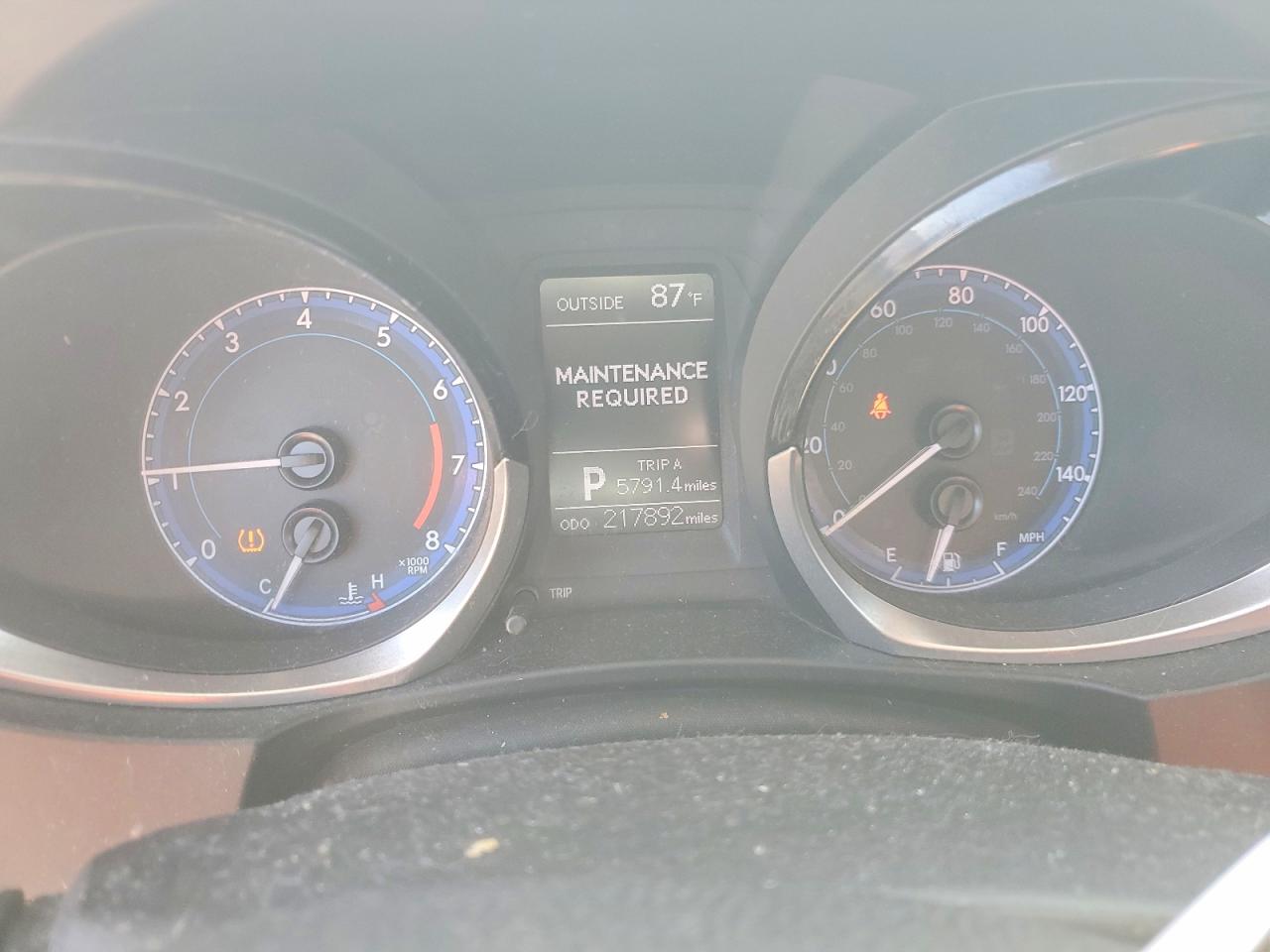2014 Toyota Corolla S Plus Красный vin: 5YFBURHE7EP015464