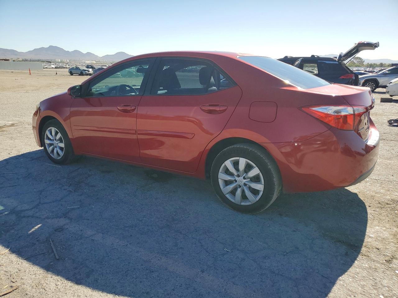 2014 Toyota Corolla Le Red vin: 5YFBURHE7EP030479