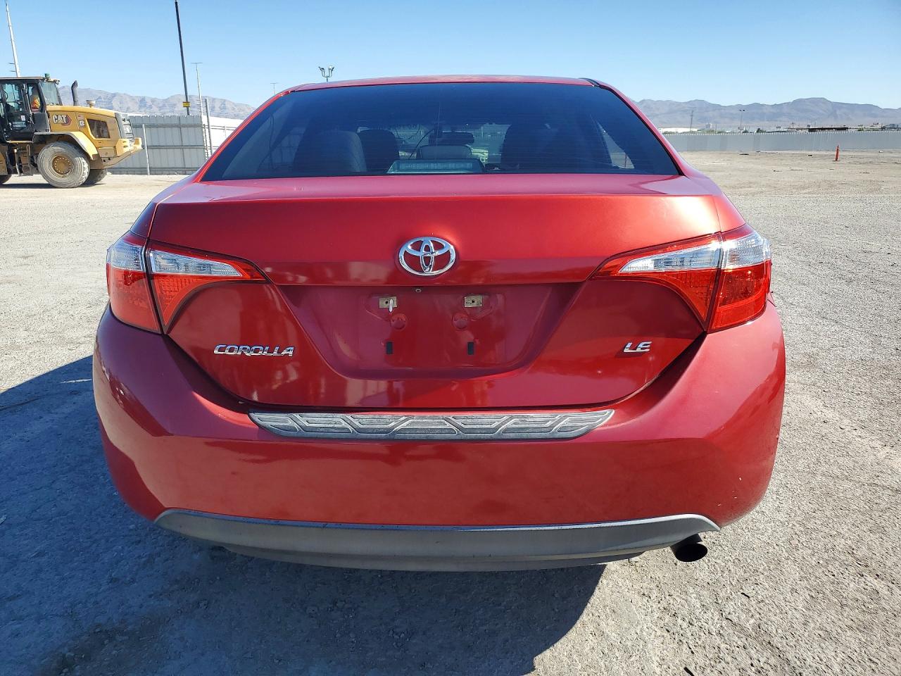 2014 Toyota Corolla Le Red vin: 5YFBURHE7EP030479