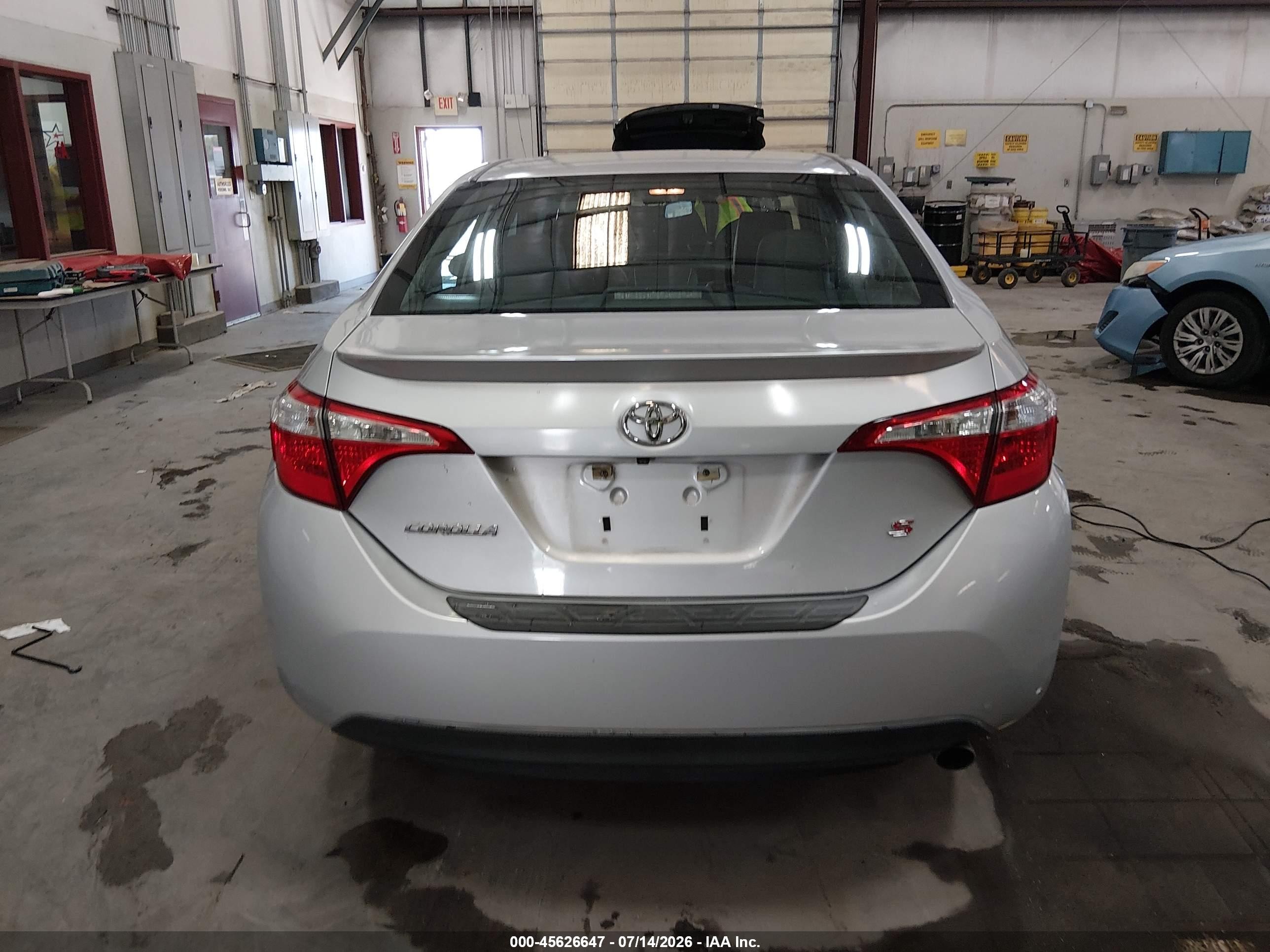 2014 Toyota Corolla S Plus Silver vin: 5YFBURHE7EP034869