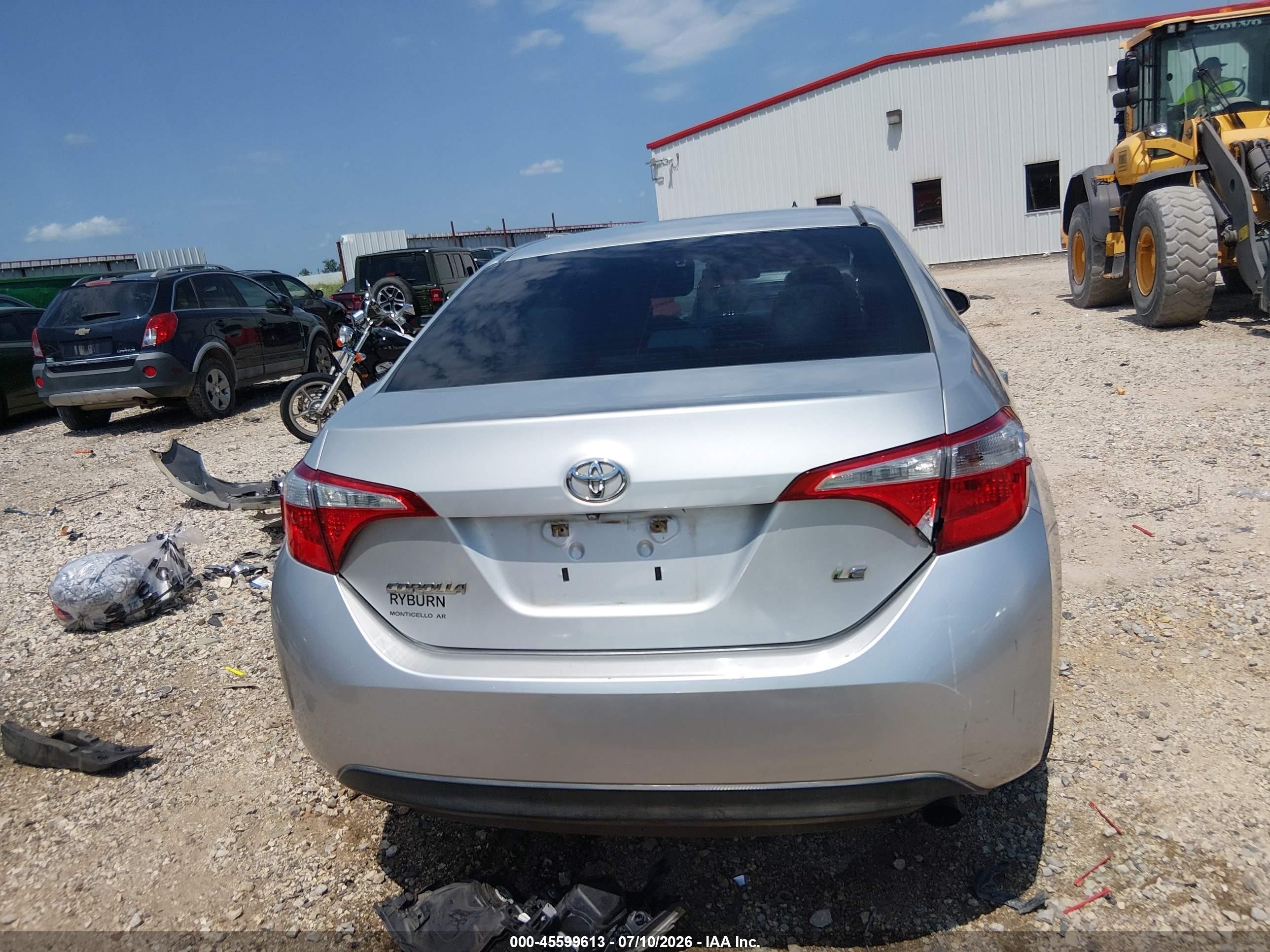 2014 Toyota Corolla Le Серебряный vin: 5YFBURHE7EP053437