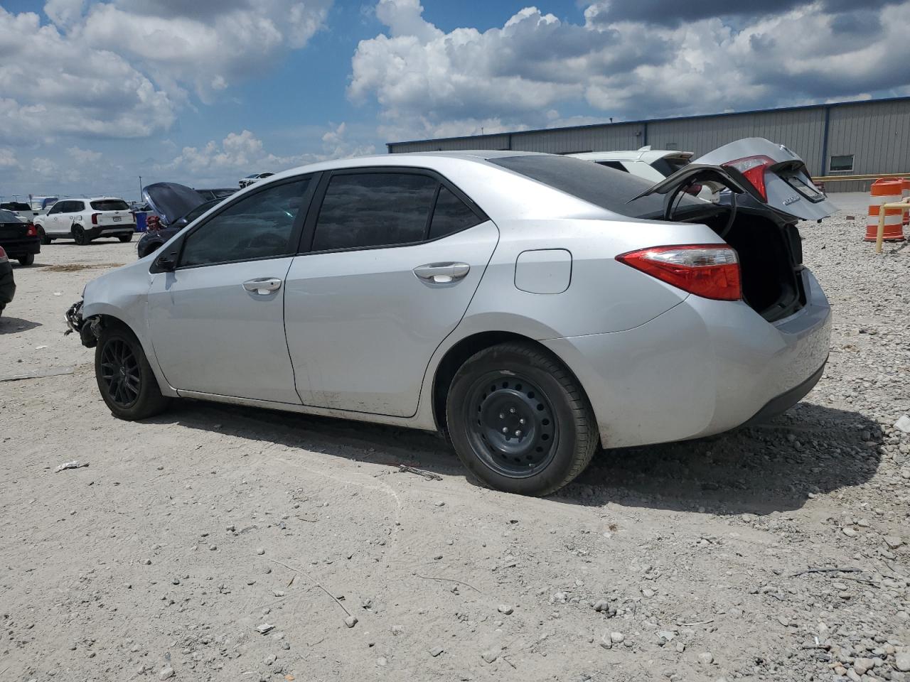 2014 Toyota Corolla L Silver vin: 5YFBURHE7EP058749
