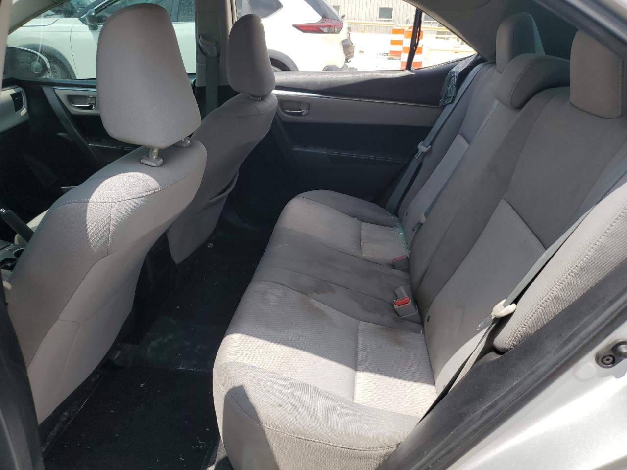 2014 Toyota Corolla L Silver vin: 5YFBURHE7EP058749