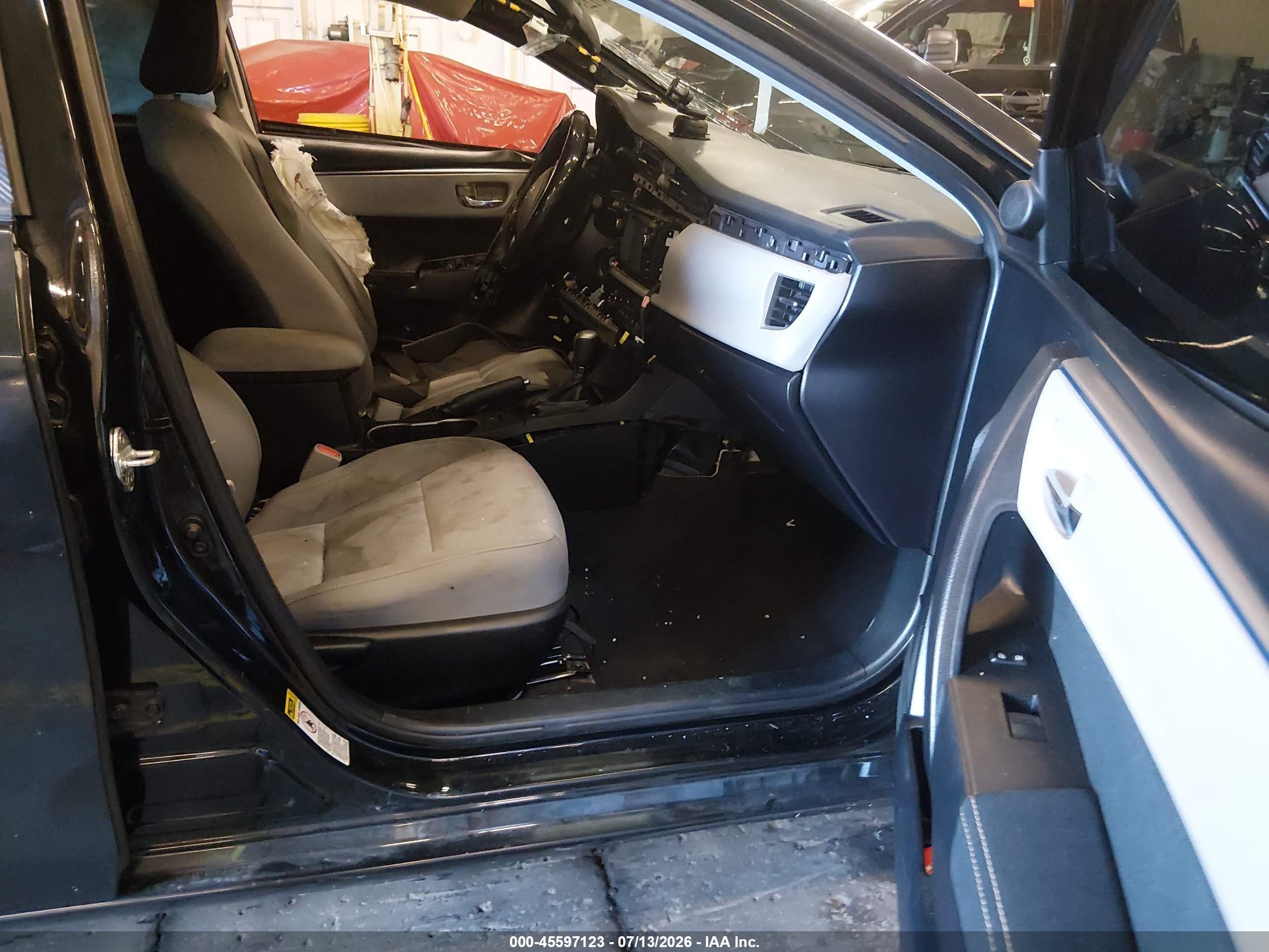 2014 Toyota Corolla Le Black vin: 5YFBURHE7EP064101