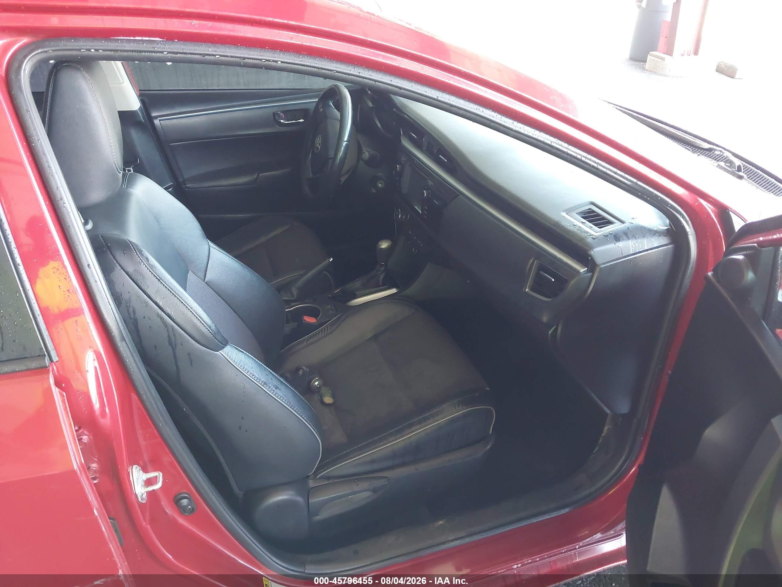 2014 Toyota Corolla S Plus Red vin: 5YFBURHE7EP079309