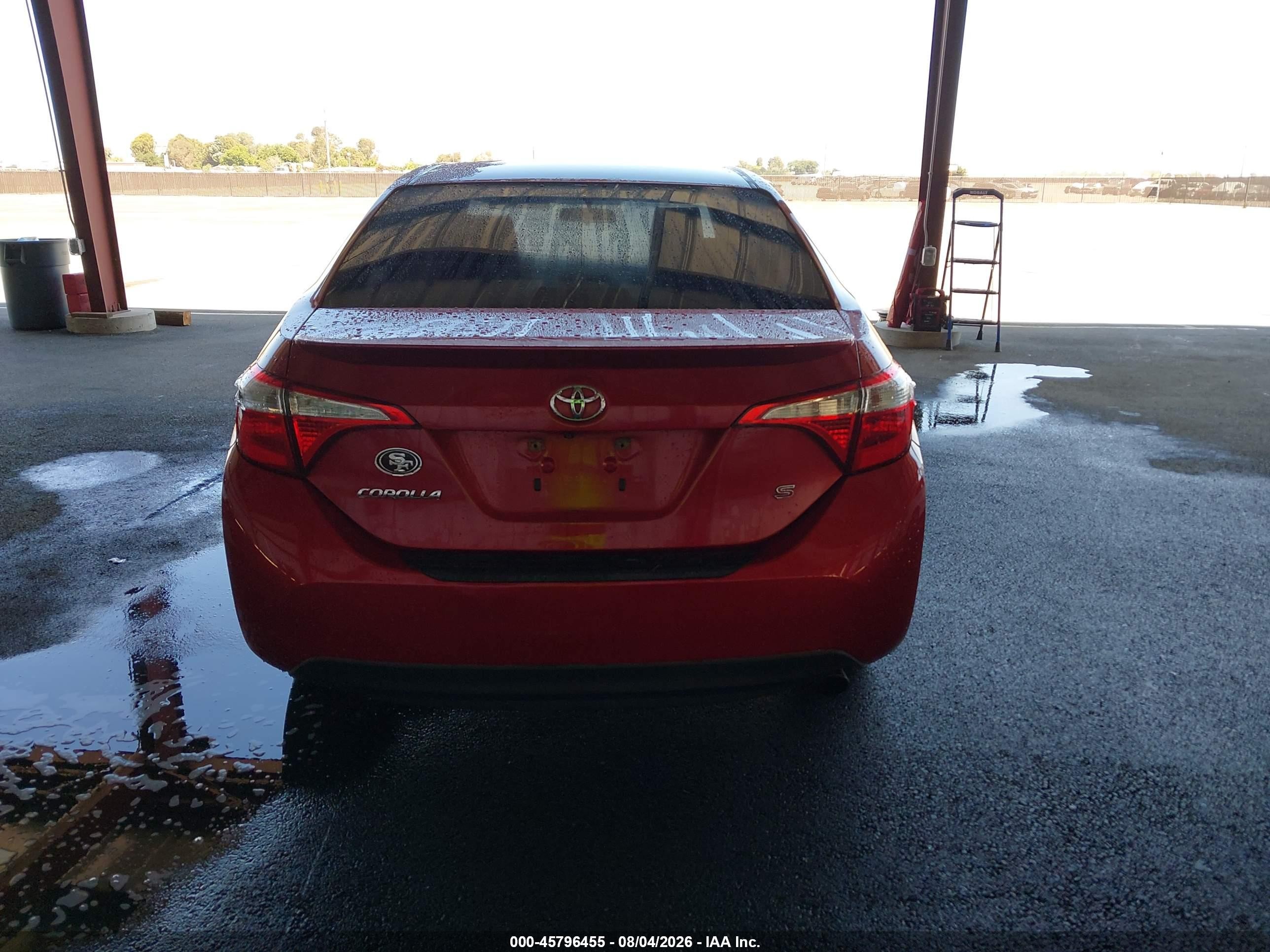 2014 Toyota Corolla S Plus Red vin: 5YFBURHE7EP079309