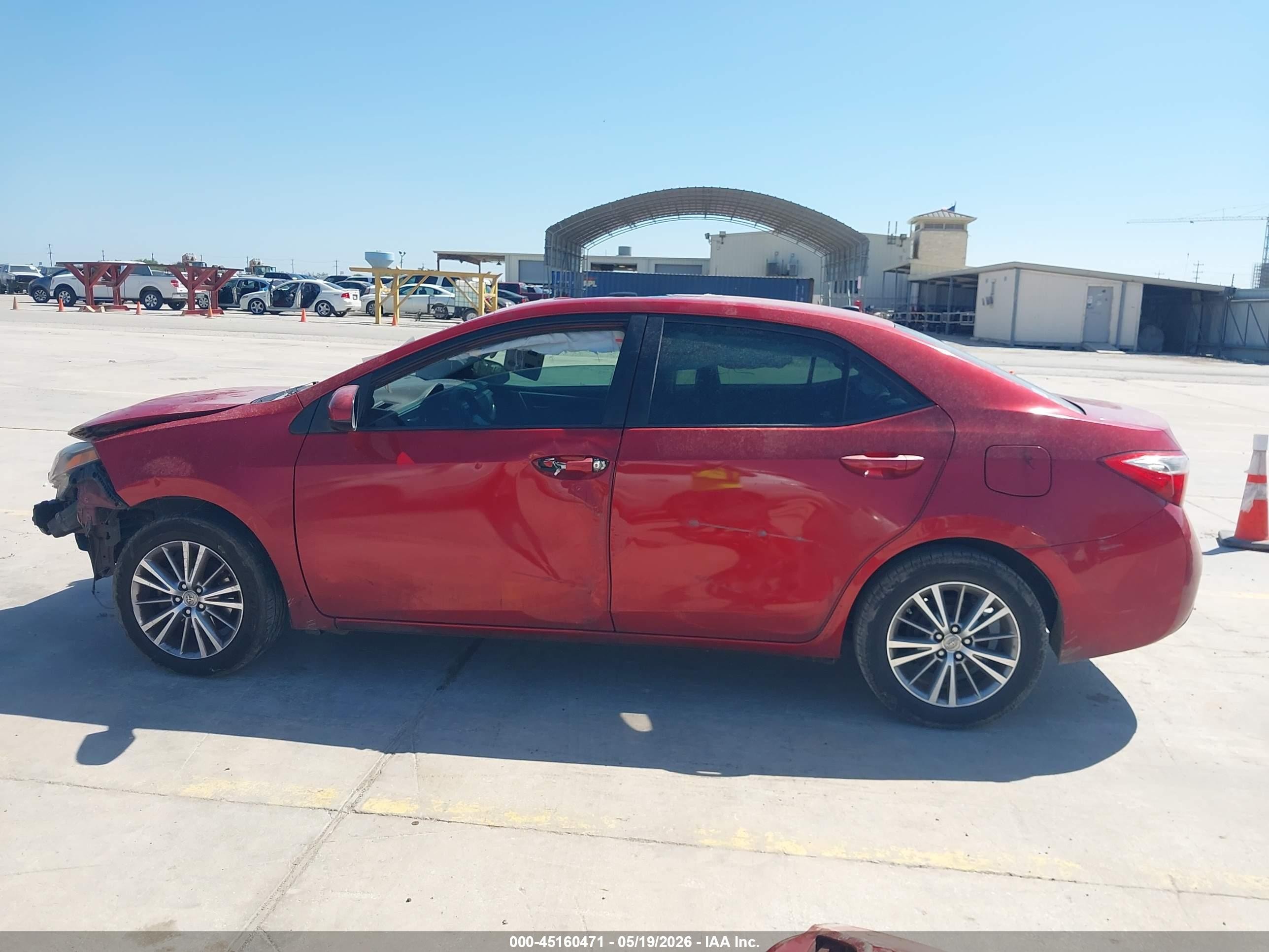 2014 Toyota Corolla Le Premium Красный vin: 5YFBURHE7EP096904