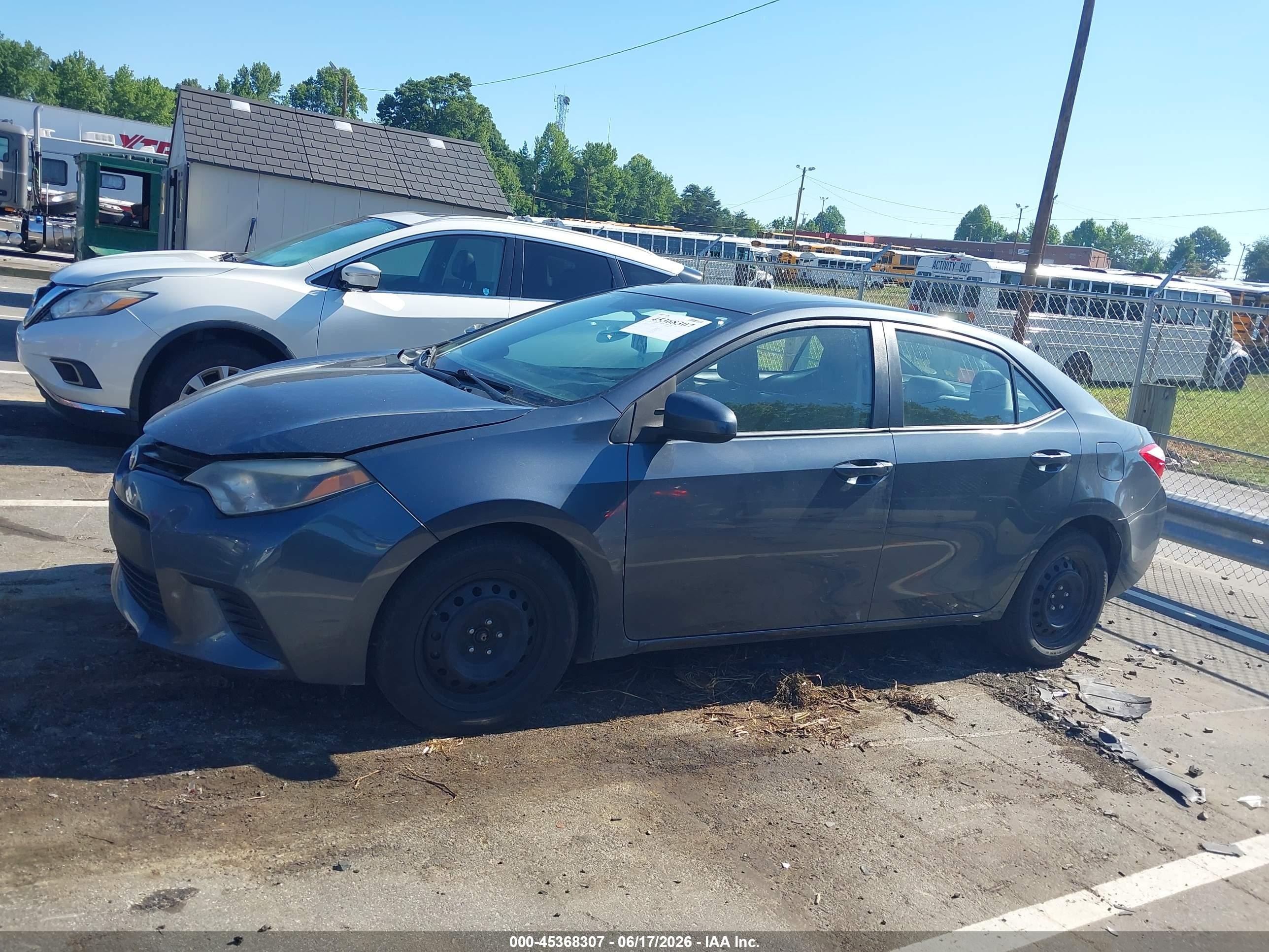 2014 Toyota Corolla Le Light Blue vin: 5YFBURHE7EP124135
