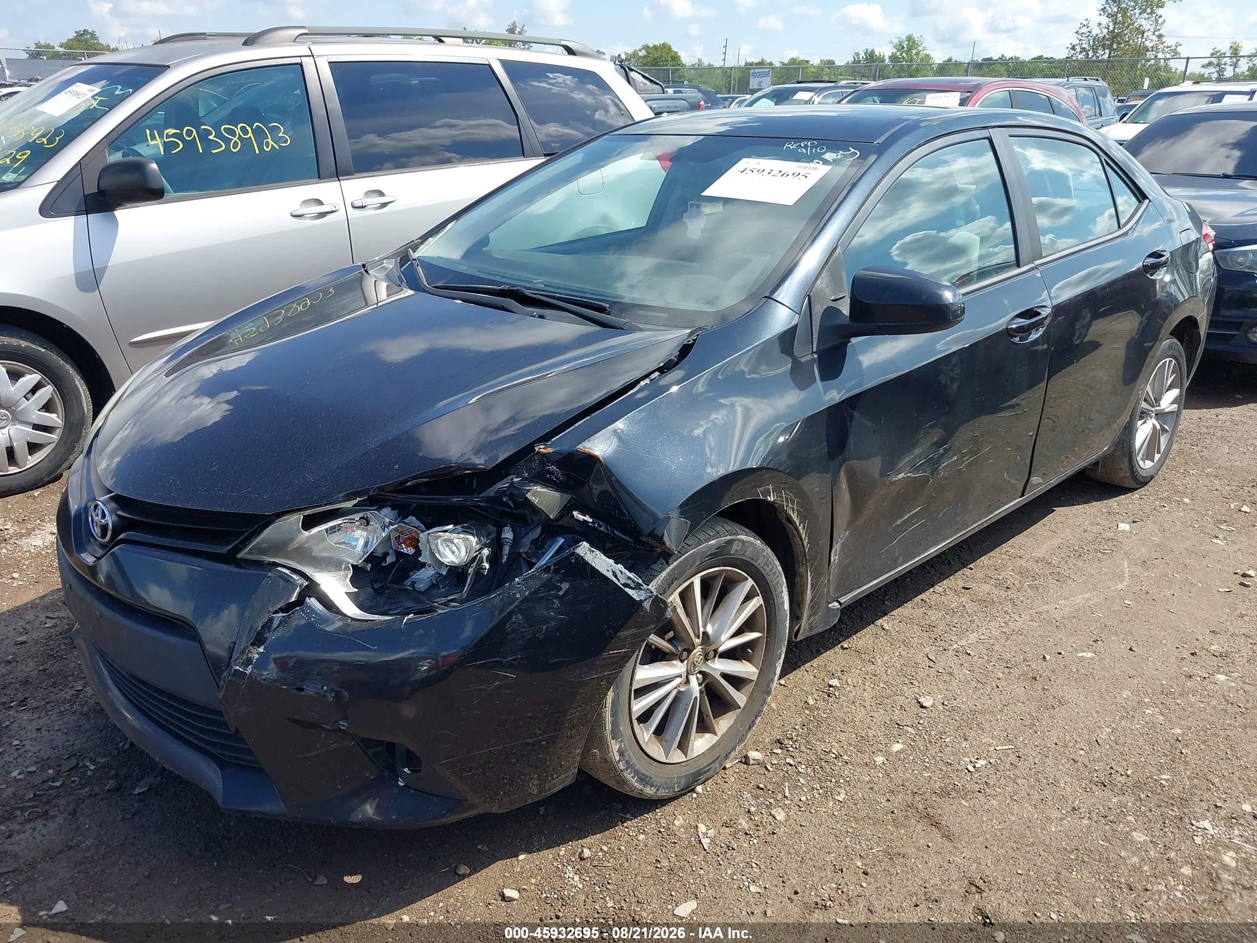 2014 Toyota Corolla Le Plus Black vin: 5YFBURHE7EP128833
