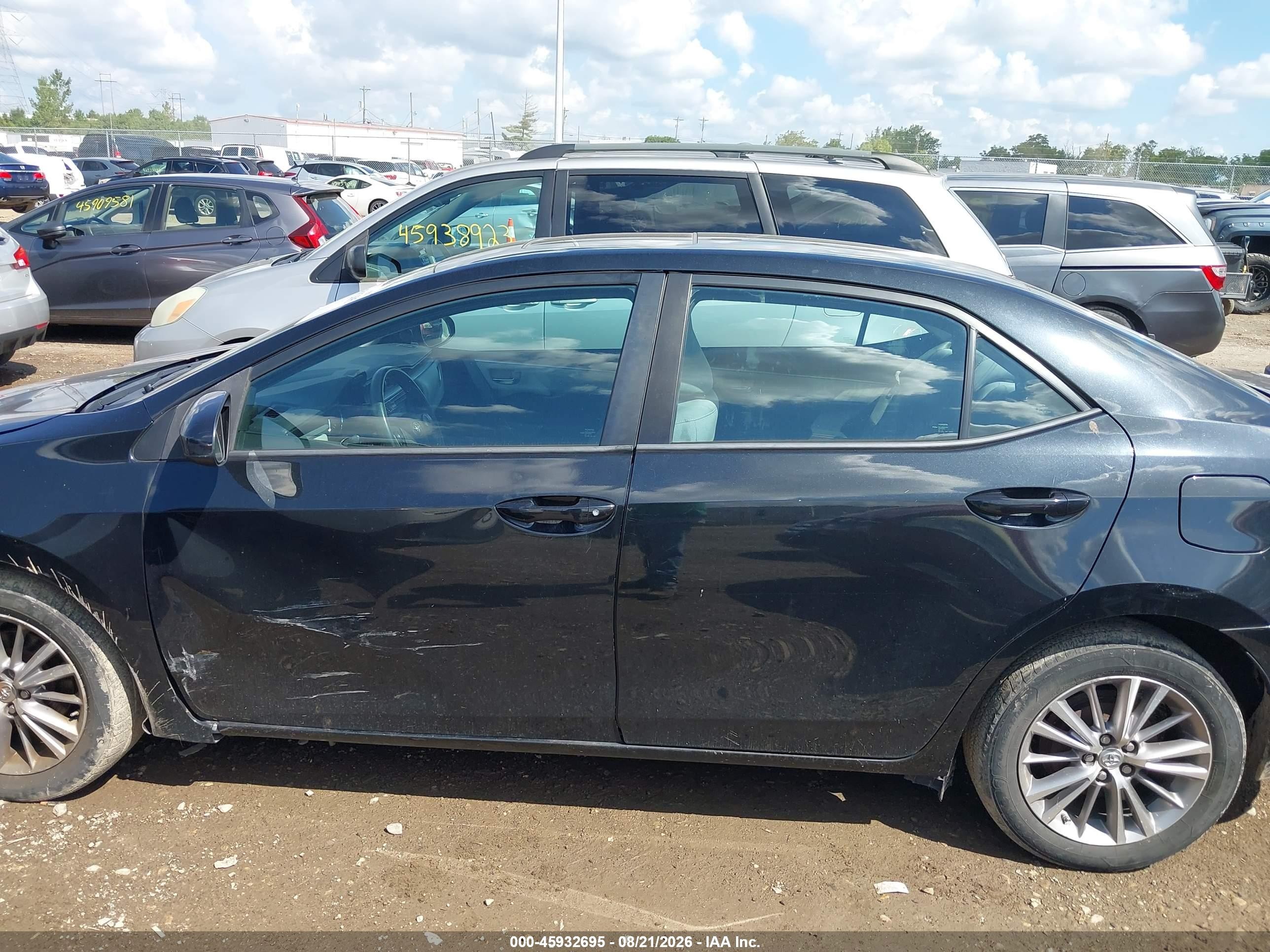 2014 Toyota Corolla Le Plus Black vin: 5YFBURHE7EP128833