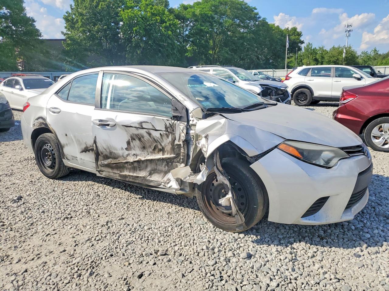 2014 Toyota Corolla Le Silver vin: 5YFBURHE7EP135331