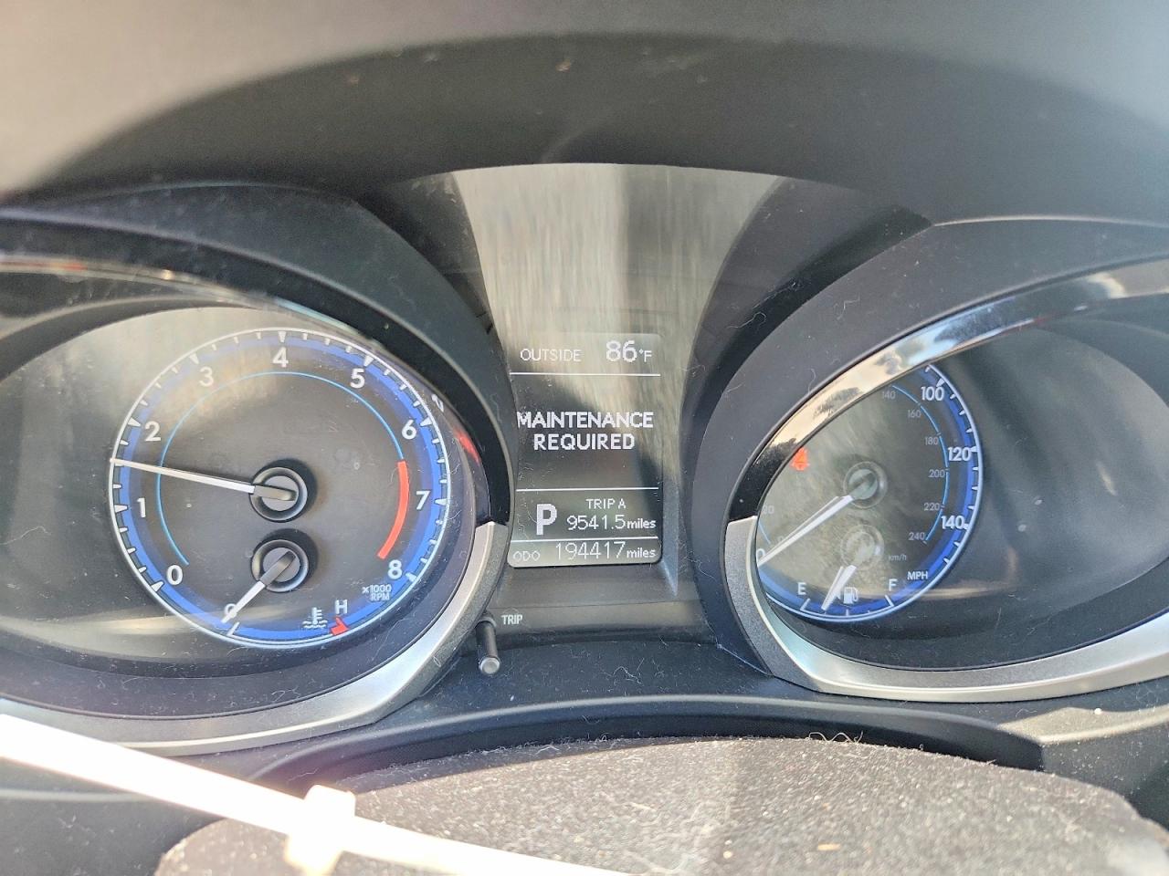 2014 Toyota Corolla S Plus Silver vin: 5YFBURHE7EP140643