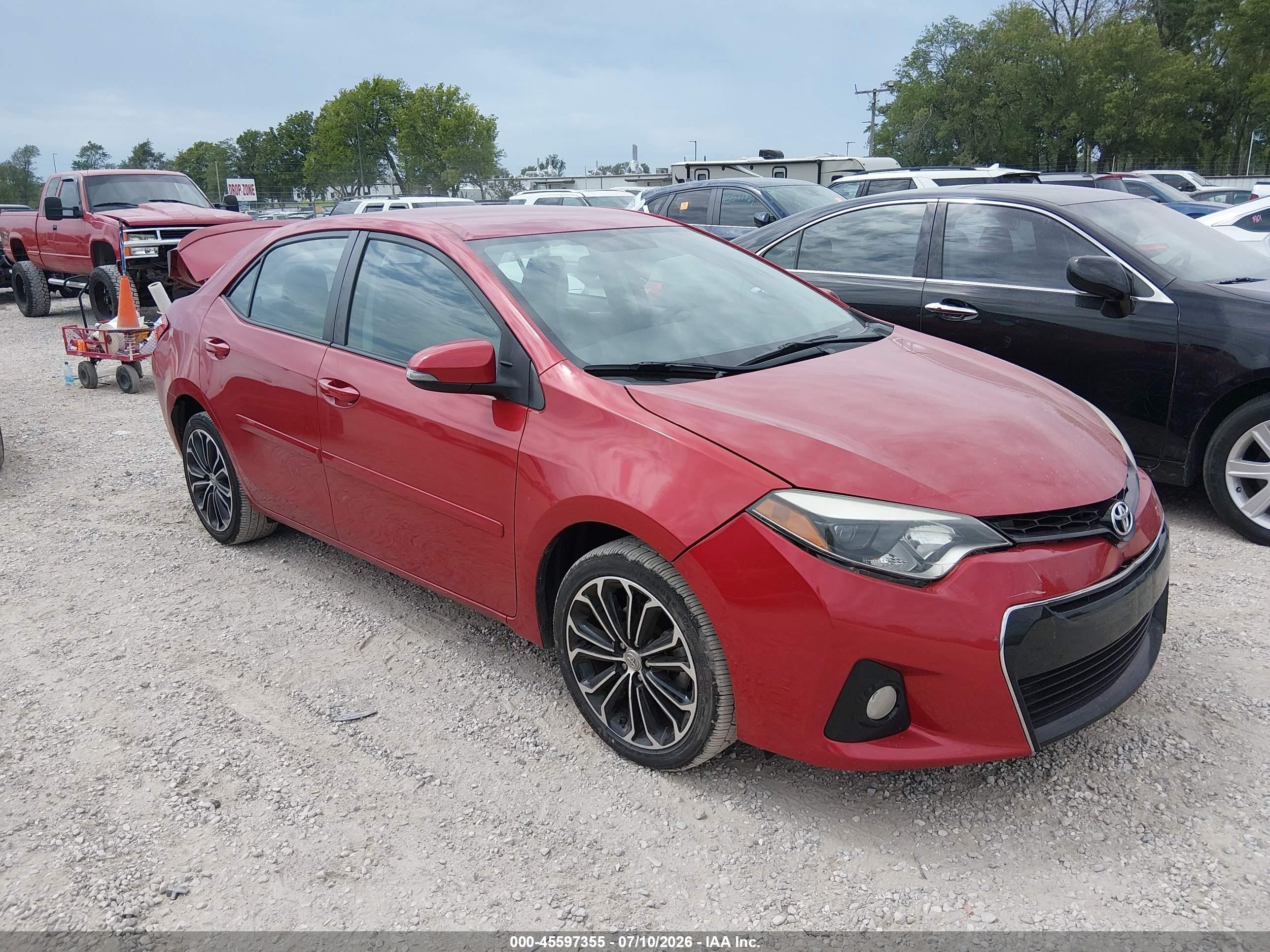 2014 Toyota Corolla S Plus Красный vin: 5YFBURHE7EP153991