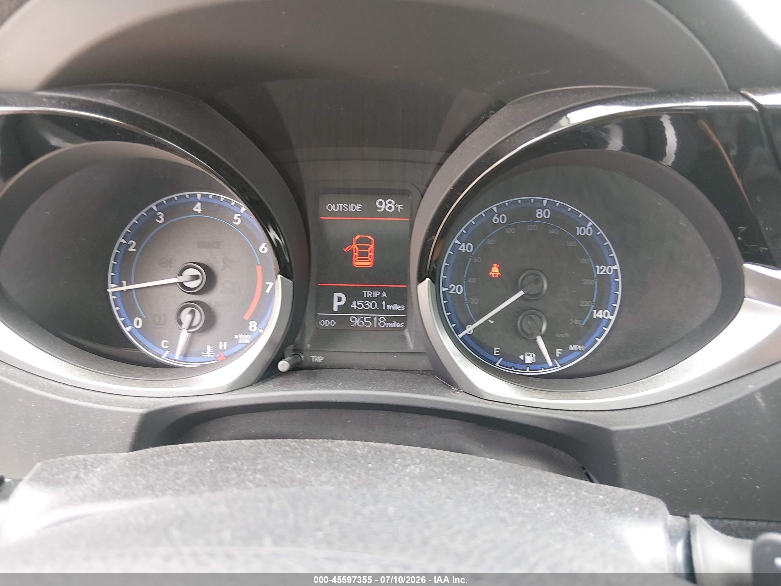 2014 Toyota Corolla S Plus Красный vin: 5YFBURHE7EP153991