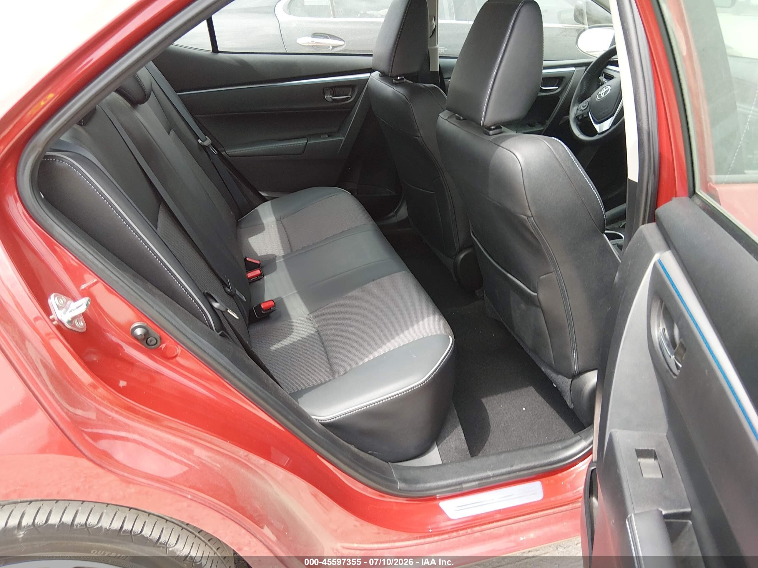 2014 Toyota Corolla S Plus Красный vin: 5YFBURHE7EP153991