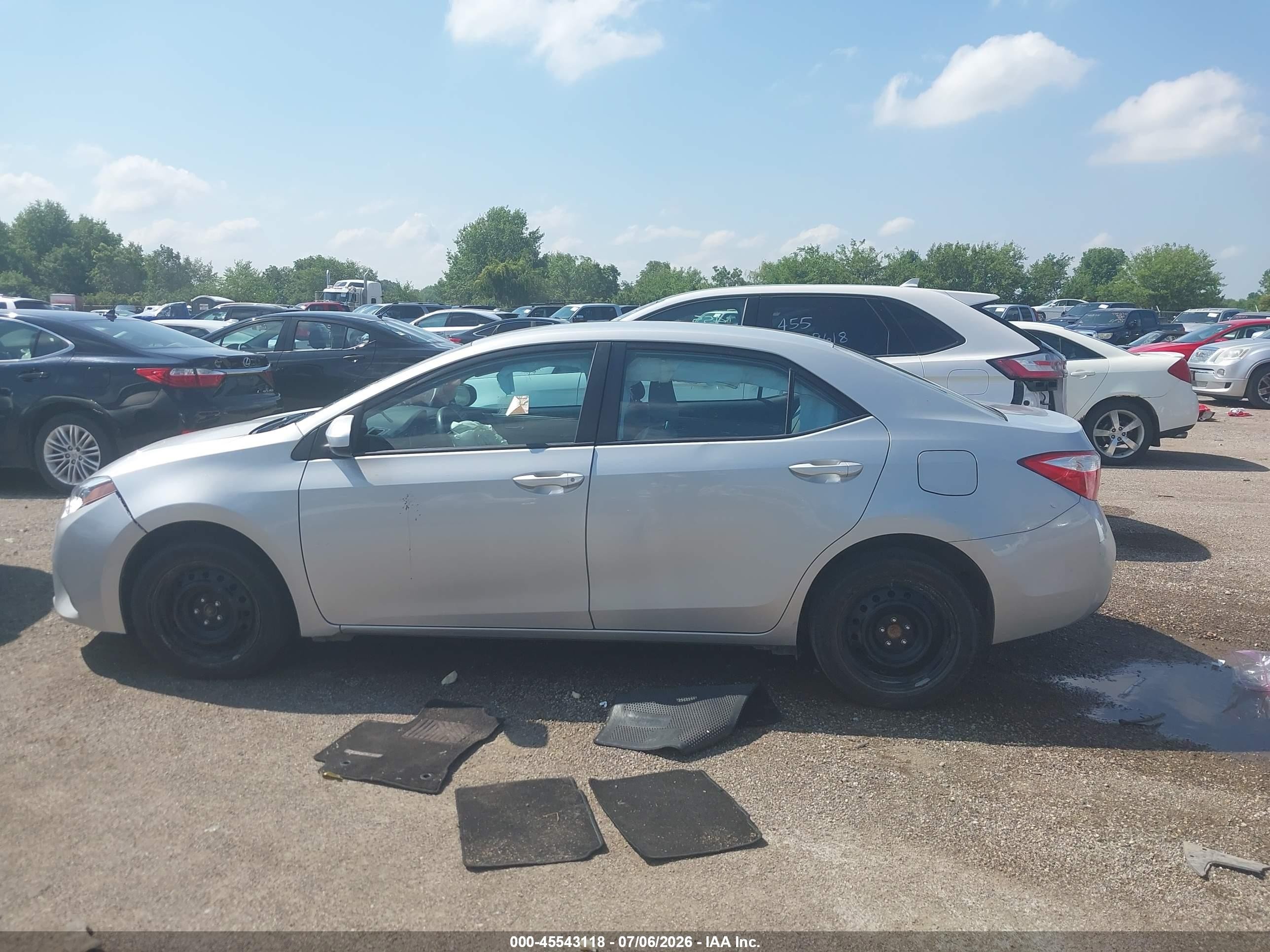 2014 Toyota Corolla Le Silver vin: 5YFBURHE7EP170256