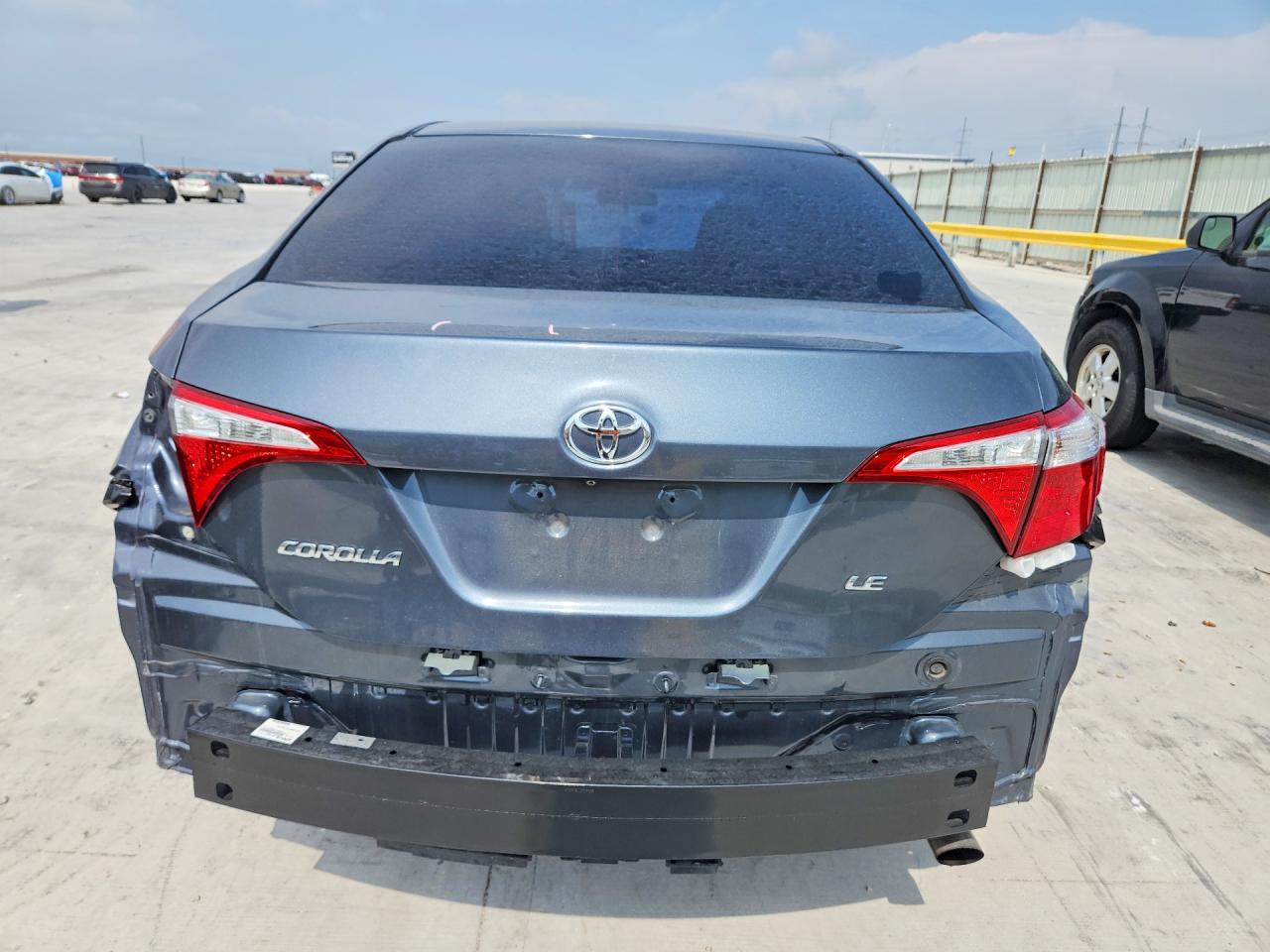 2015 Toyota Corolla Le Синий vin: 5YFBURHE7FP196793