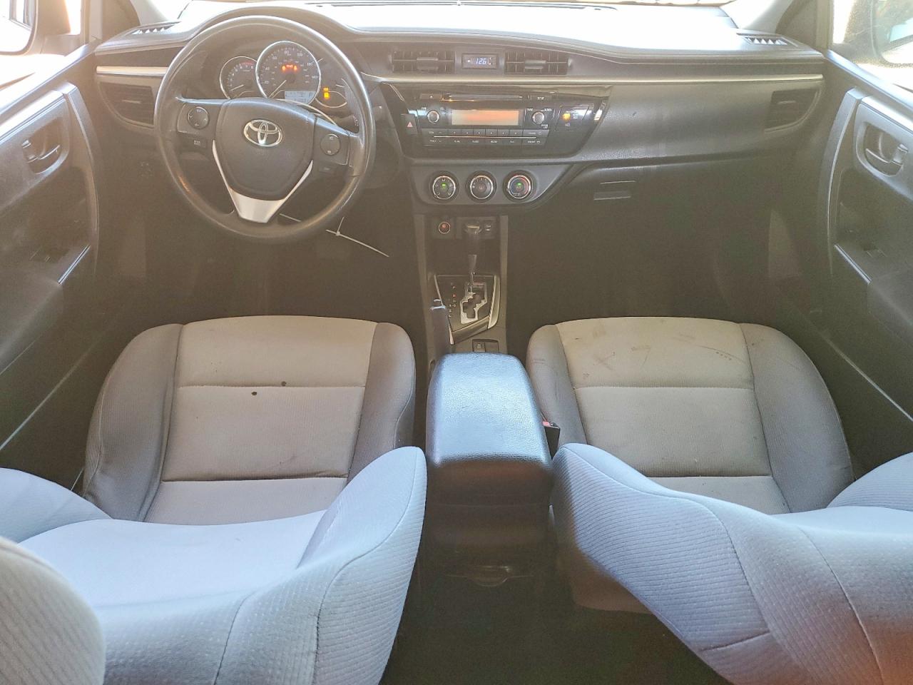2015 Toyota Corolla L White vin: 5YFBURHE7FP209123