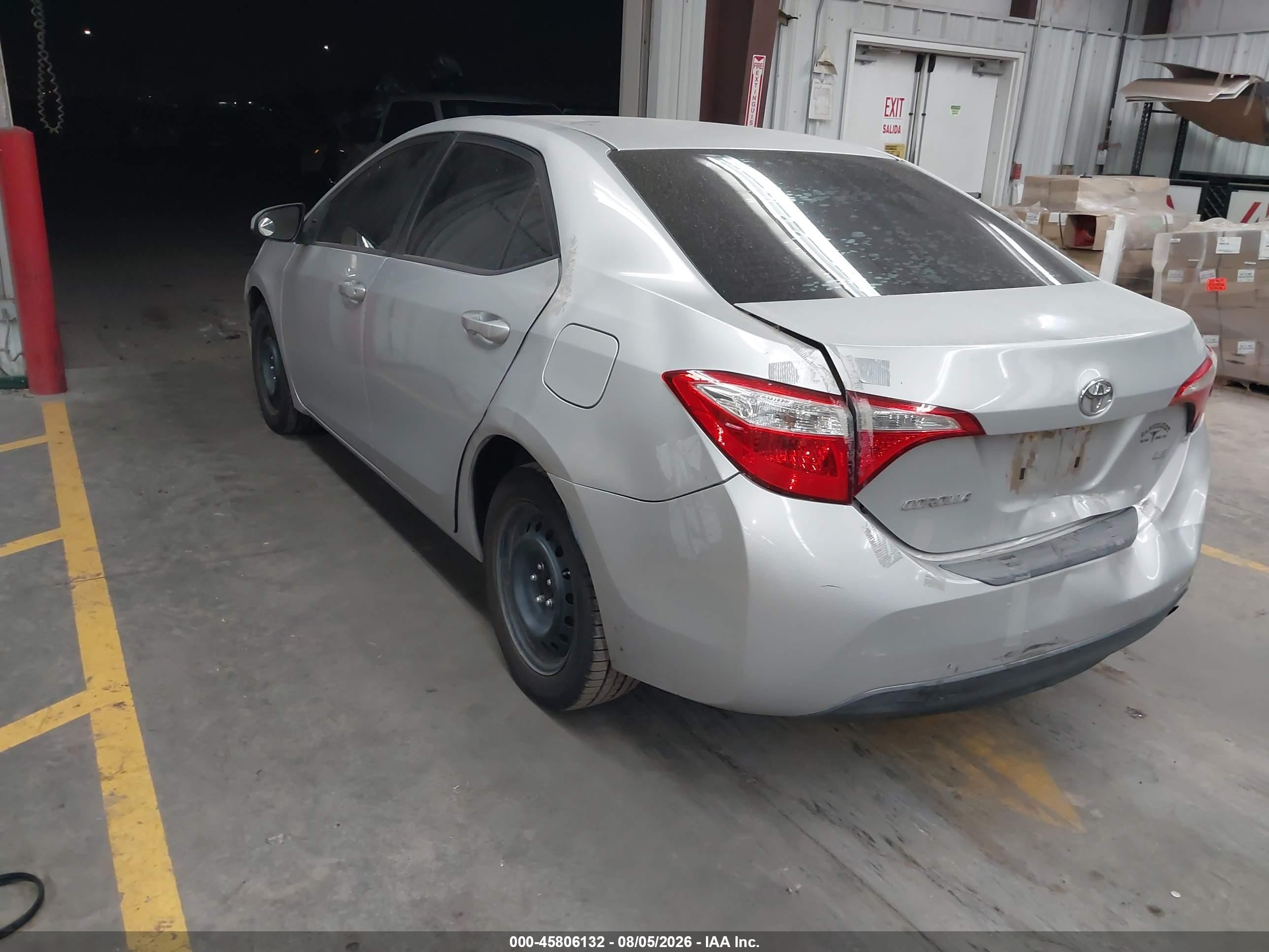 2015 Toyota Corolla Le Серебряный vin: 5YFBURHE7FP214628