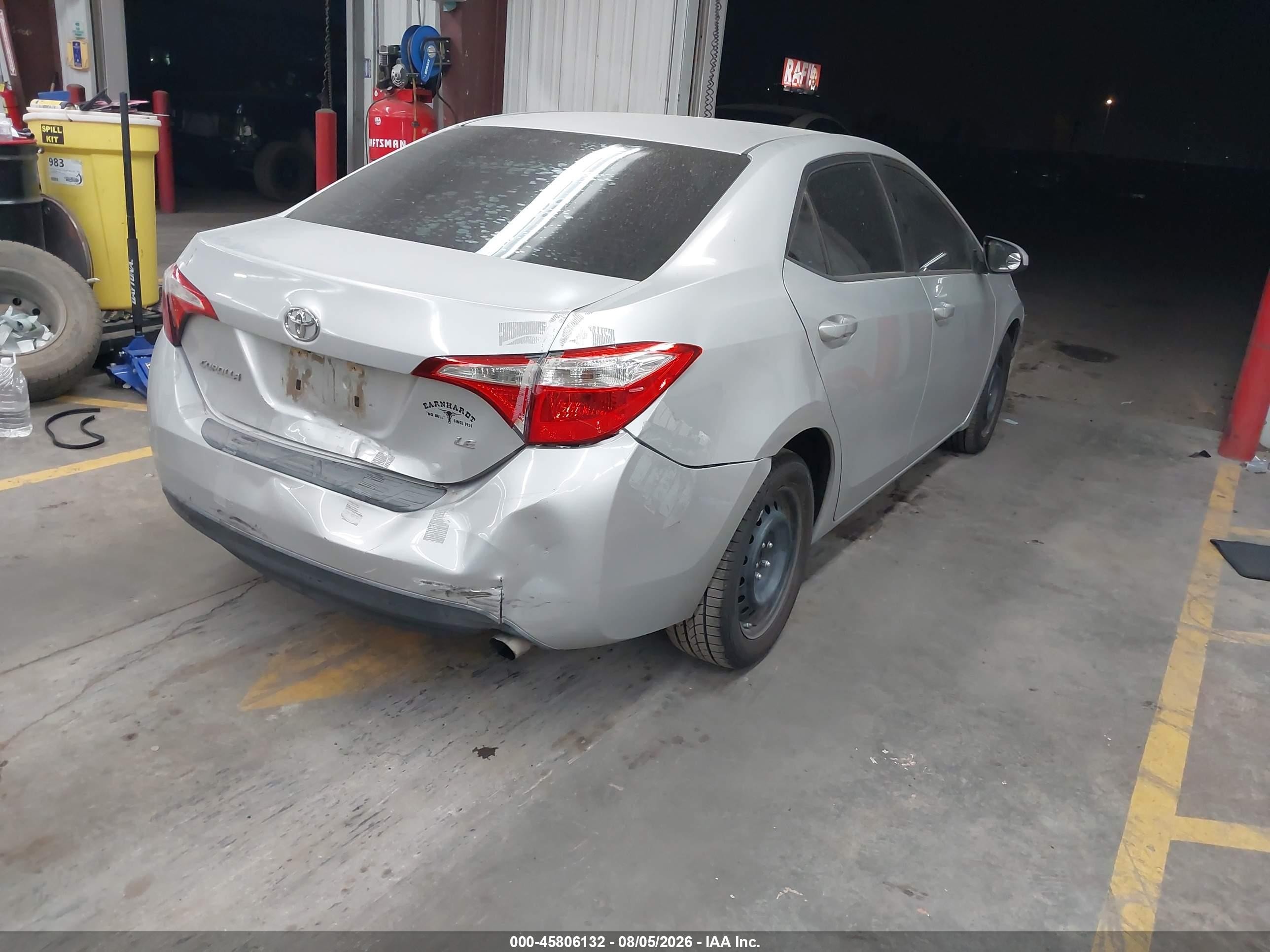 2015 Toyota Corolla Le Серебряный vin: 5YFBURHE7FP214628
