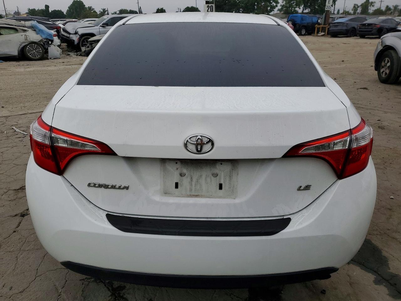 2015 Toyota Corolla Le Plus Белый vin: 5YFBURHE7FP215360
