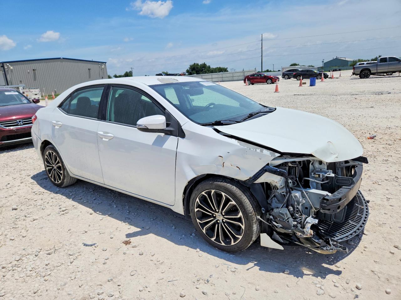 2015 Toyota Corolla S Plus White vin: 5YFBURHE7FP232109