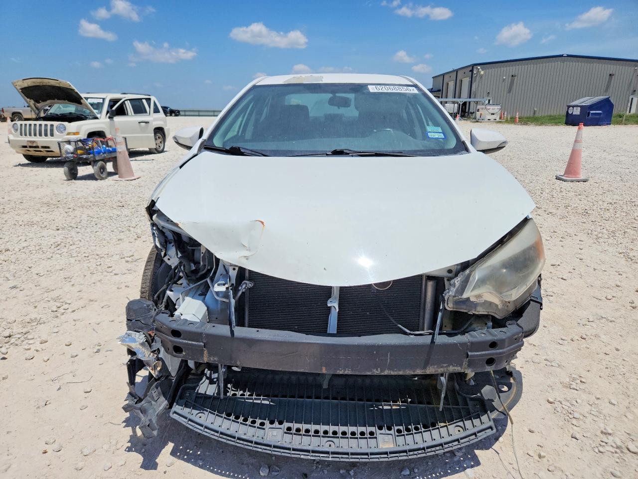 2015 Toyota Corolla S Plus White vin: 5YFBURHE7FP232109