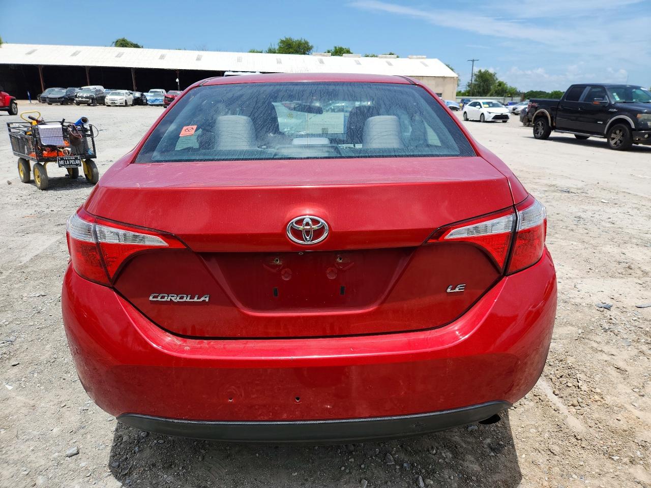 2015 Toyota Corolla Le Red vin: 5YFBURHE7FP240887