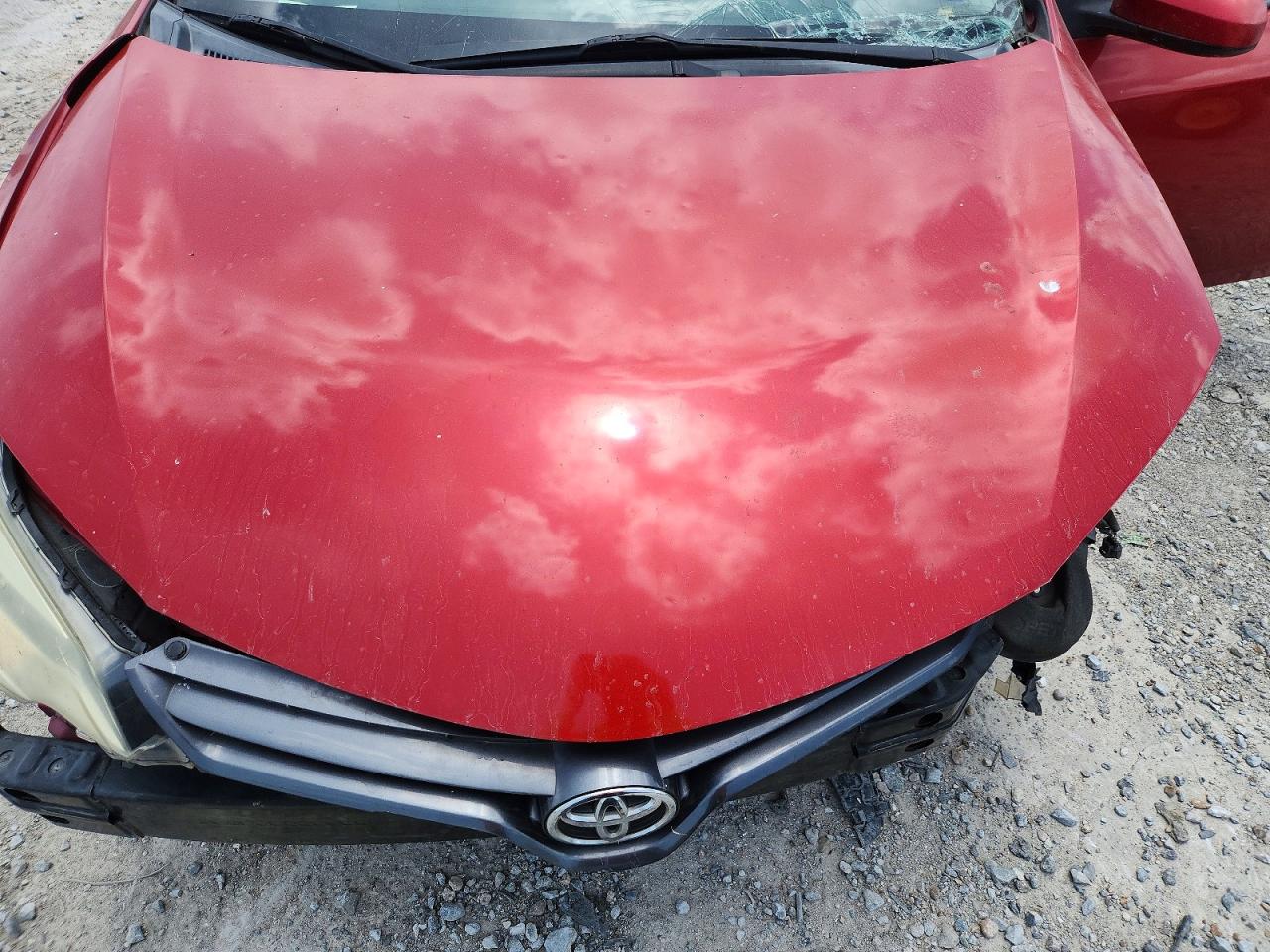 2015 Toyota Corolla Le Red vin: 5YFBURHE7FP240887