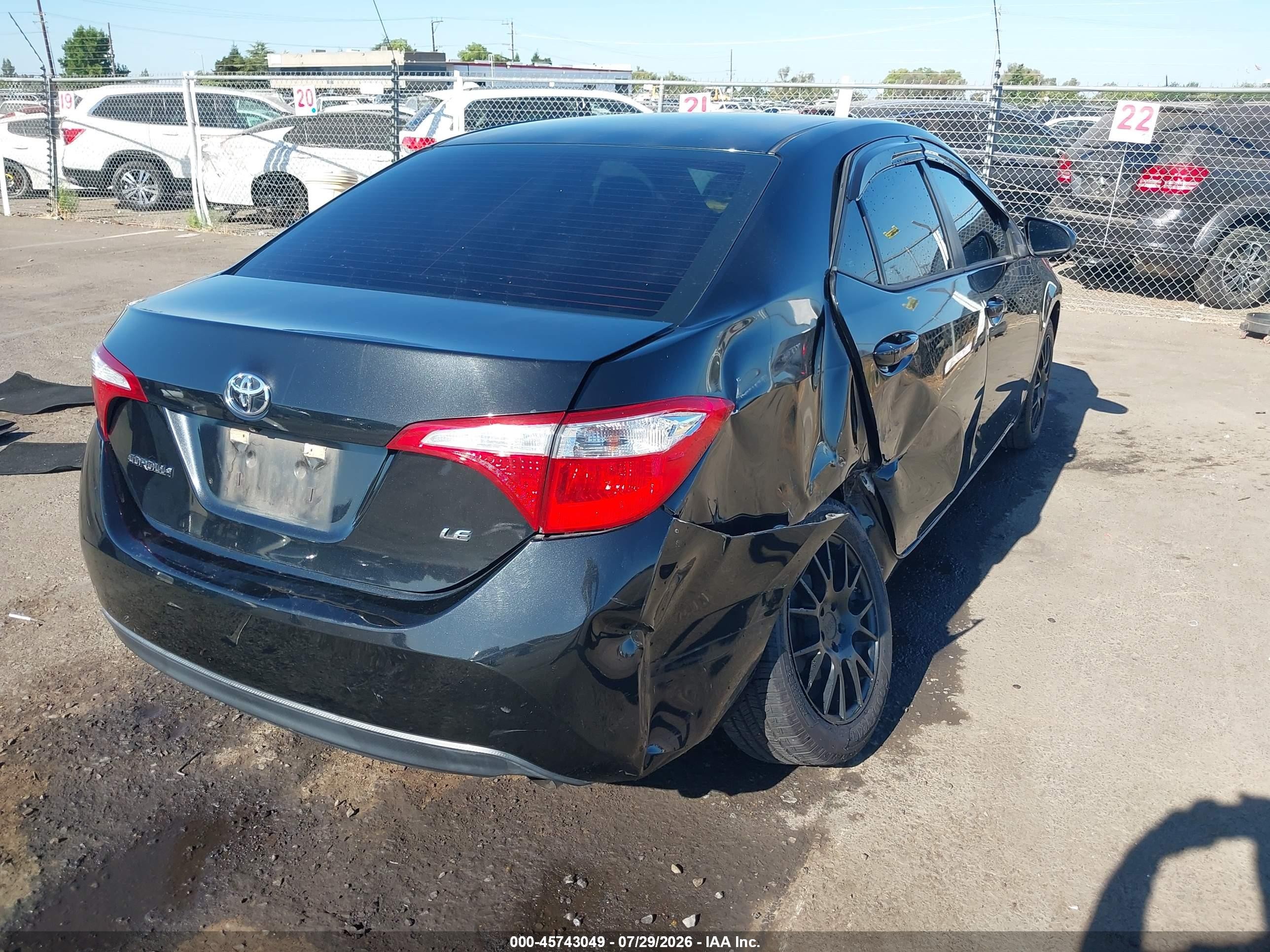 2015 Toyota Corolla Le Black vin: 5YFBURHE7FP250853