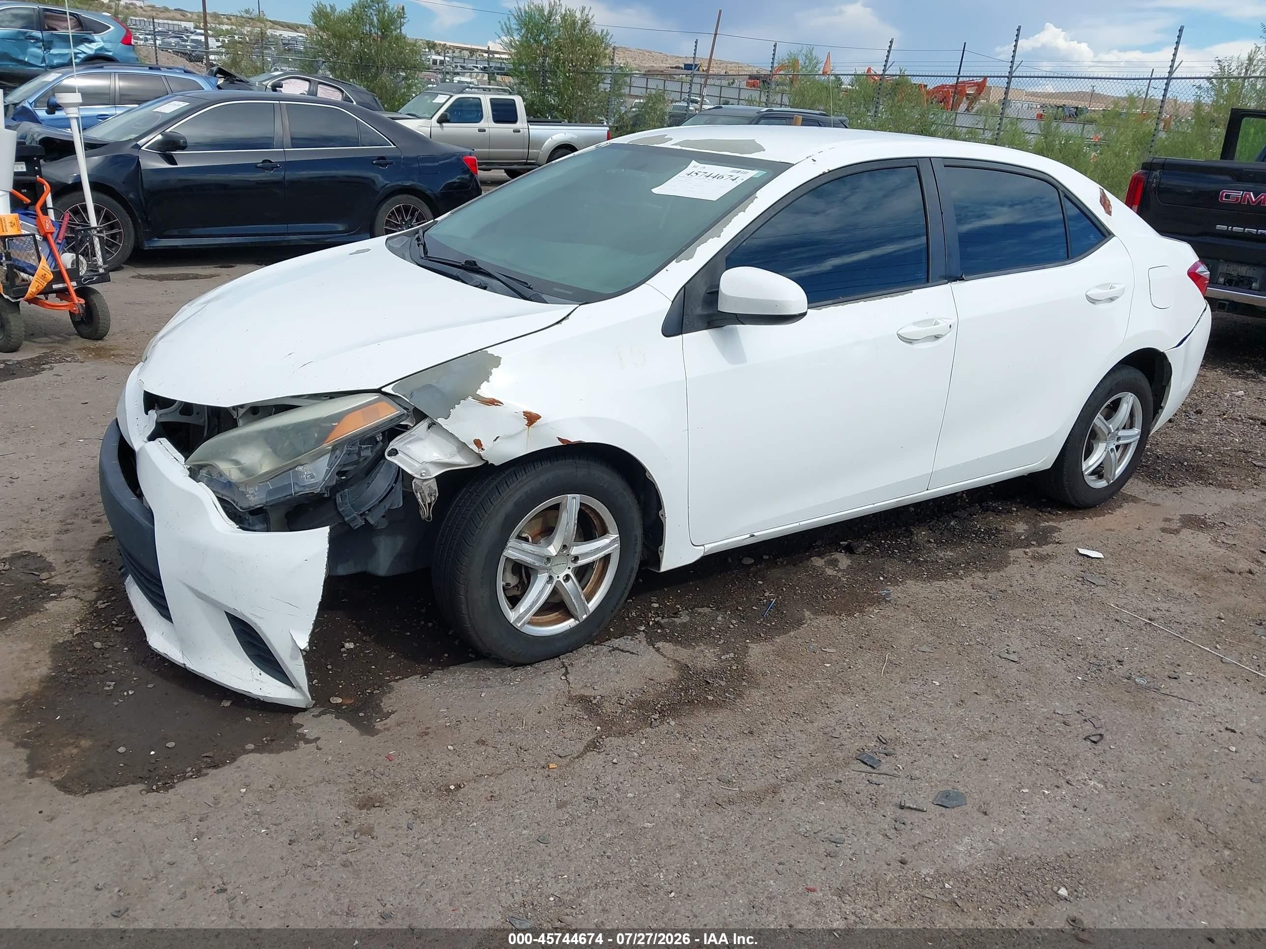 2015 Toyota Corolla L White vin: 5YFBURHE7FP263151
