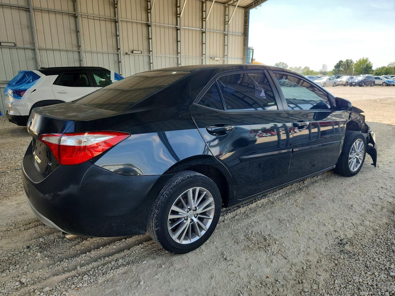 2015 Toyota Corolla Le Plus Black vin: 5YFBURHE7FP265045