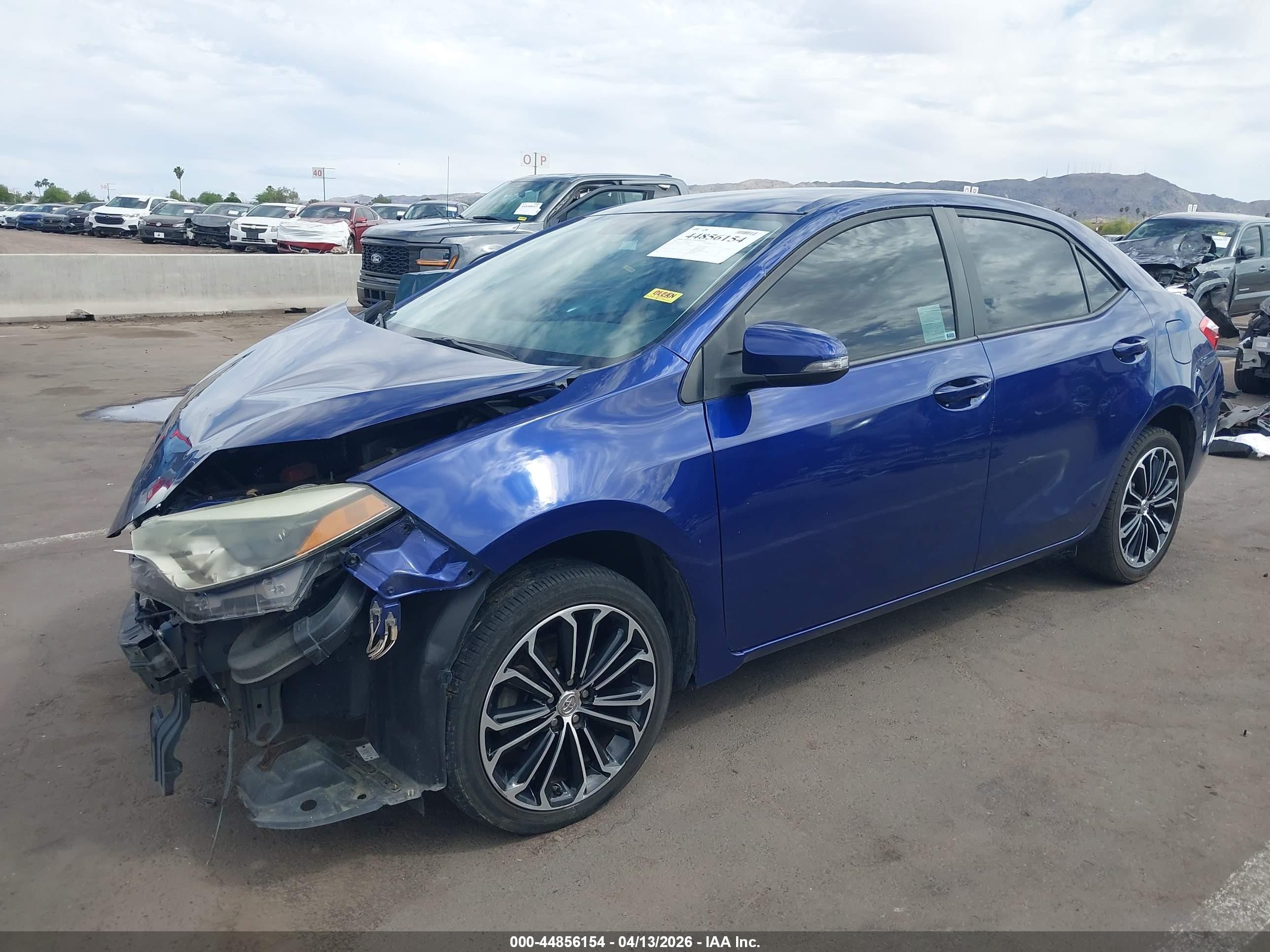 2015 Toyota Corolla S Plus Blue vin: 5YFBURHE7FP268656