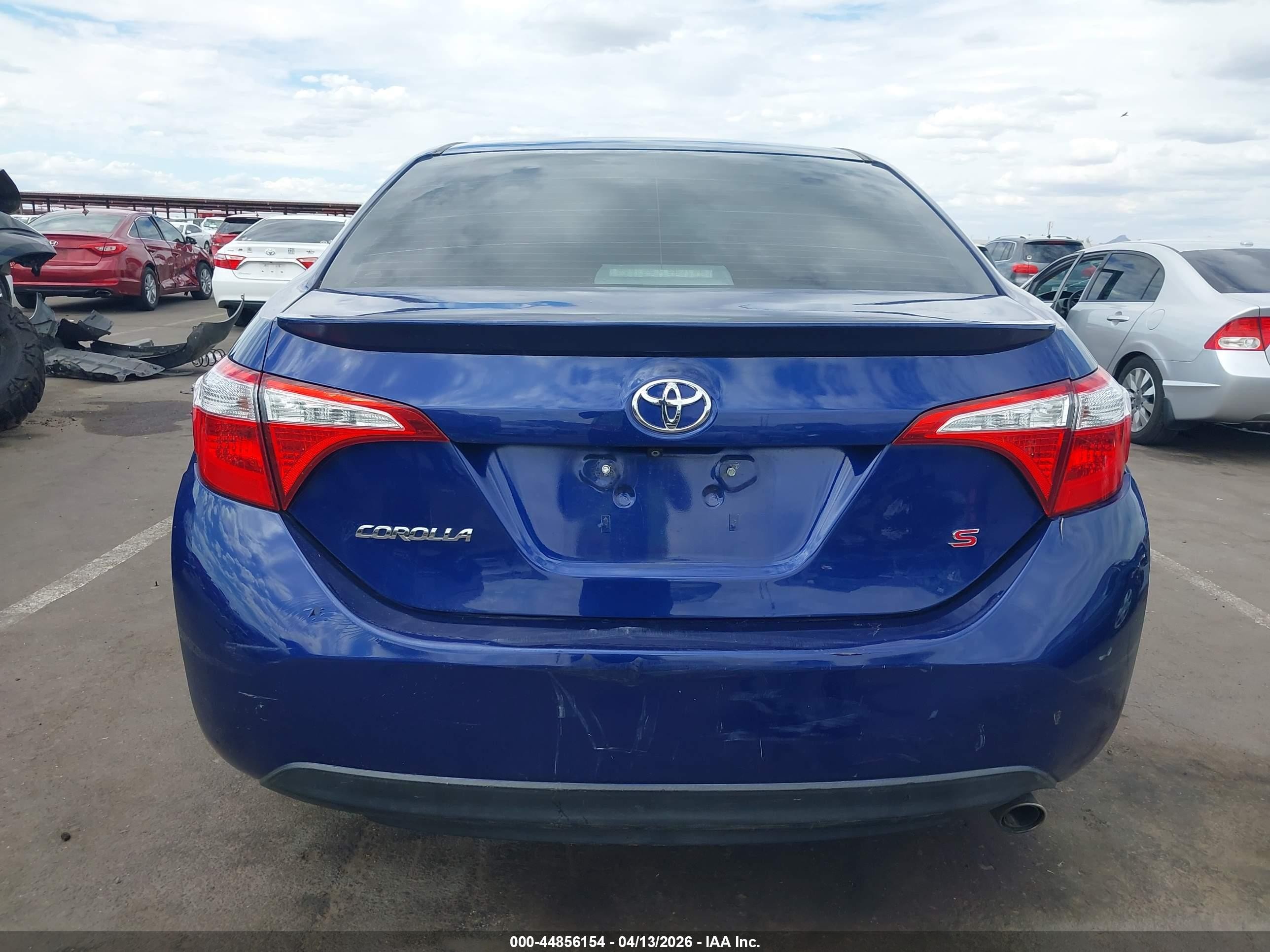2015 Toyota Corolla S Plus Blue vin: 5YFBURHE7FP268656