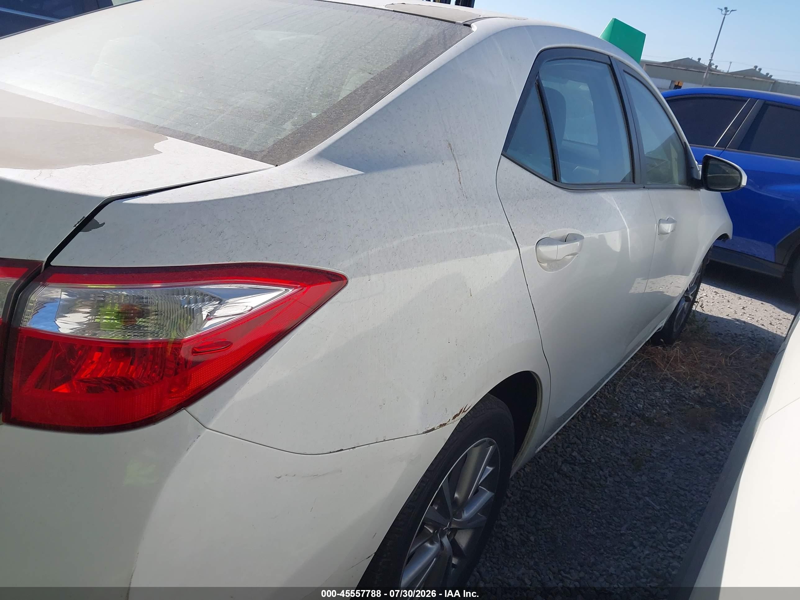2015 Toyota Corolla Le Plus White vin: 5YFBURHE7FP274568