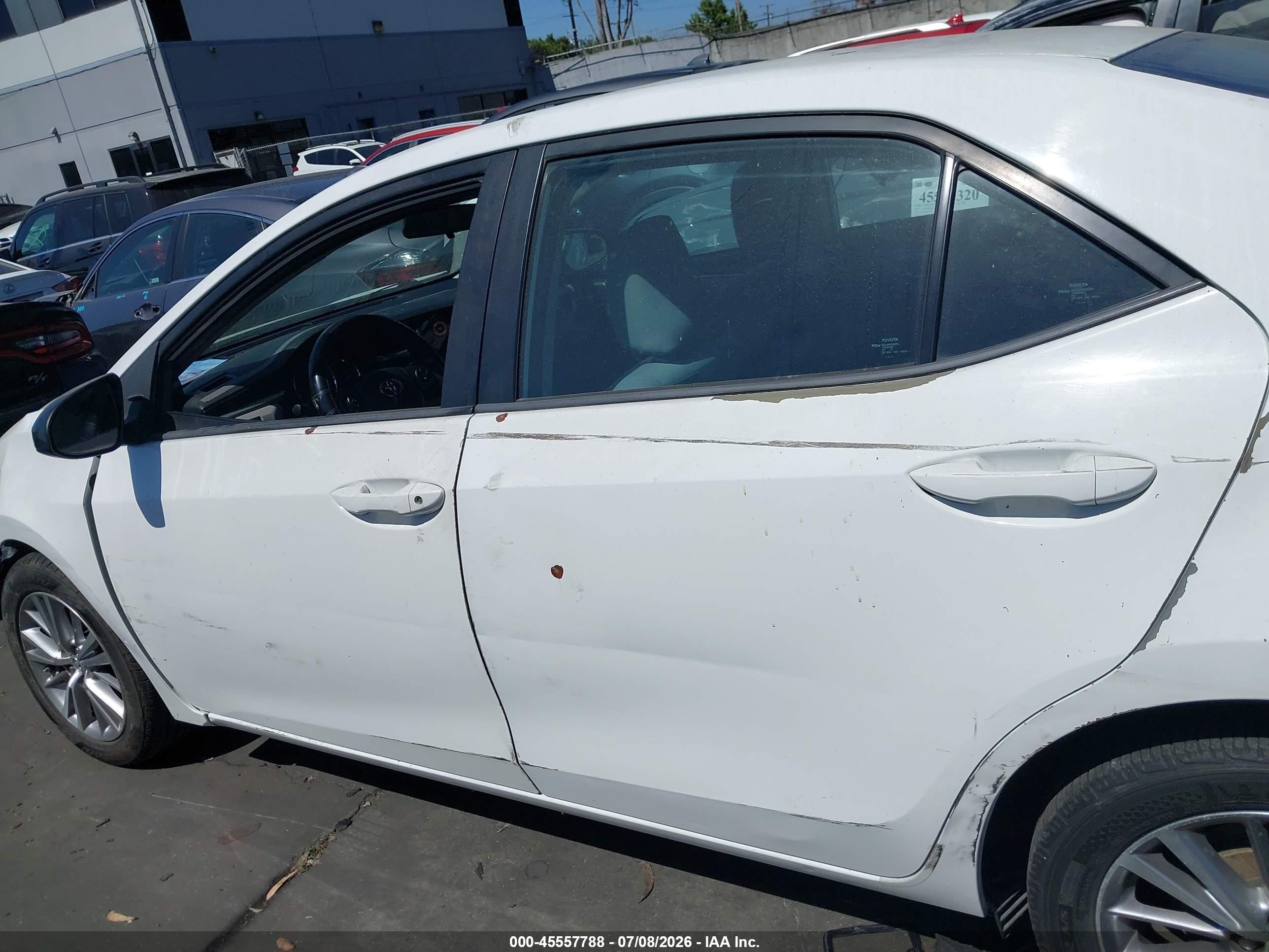 2015 Toyota Corolla Le Plus White vin: 5YFBURHE7FP274568
