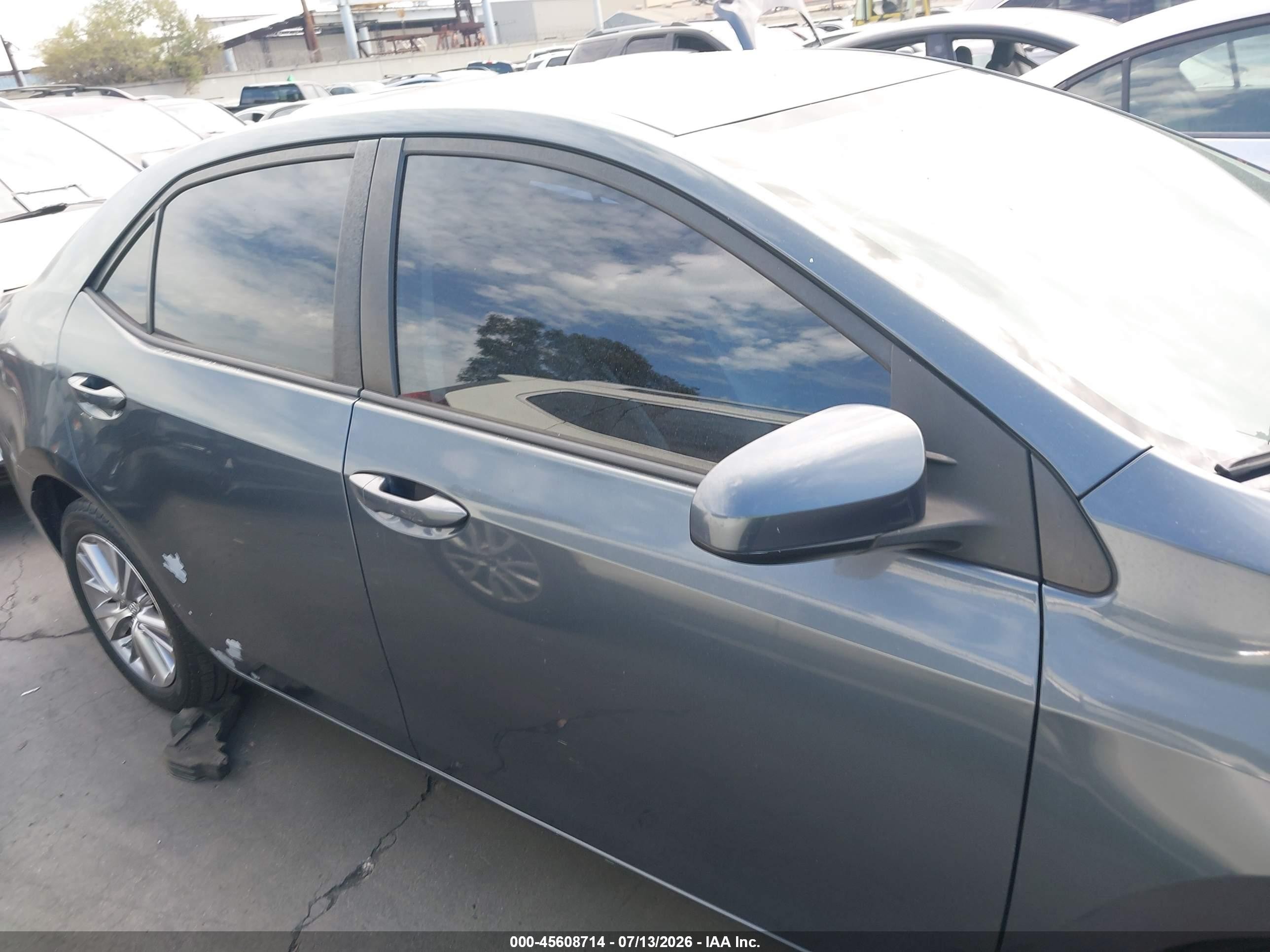 2015 Toyota Corolla Le Plus Gray vin: 5YFBURHE7FP288518