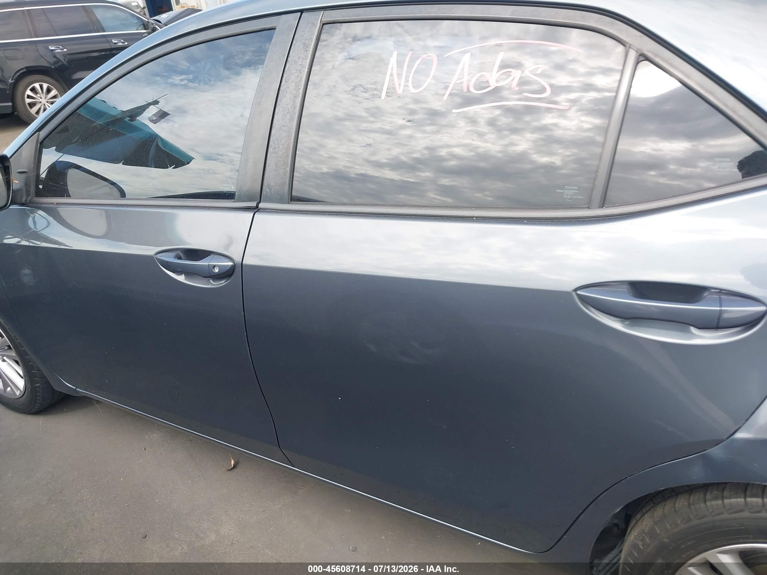 2015 Toyota Corolla Le Plus Gray vin: 5YFBURHE7FP288518