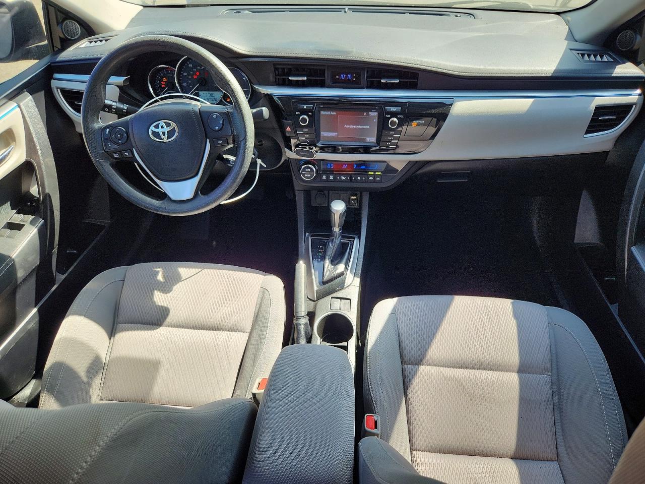2015 Toyota Corolla Le Plus Серый vin: 5YFBURHE7FP292942