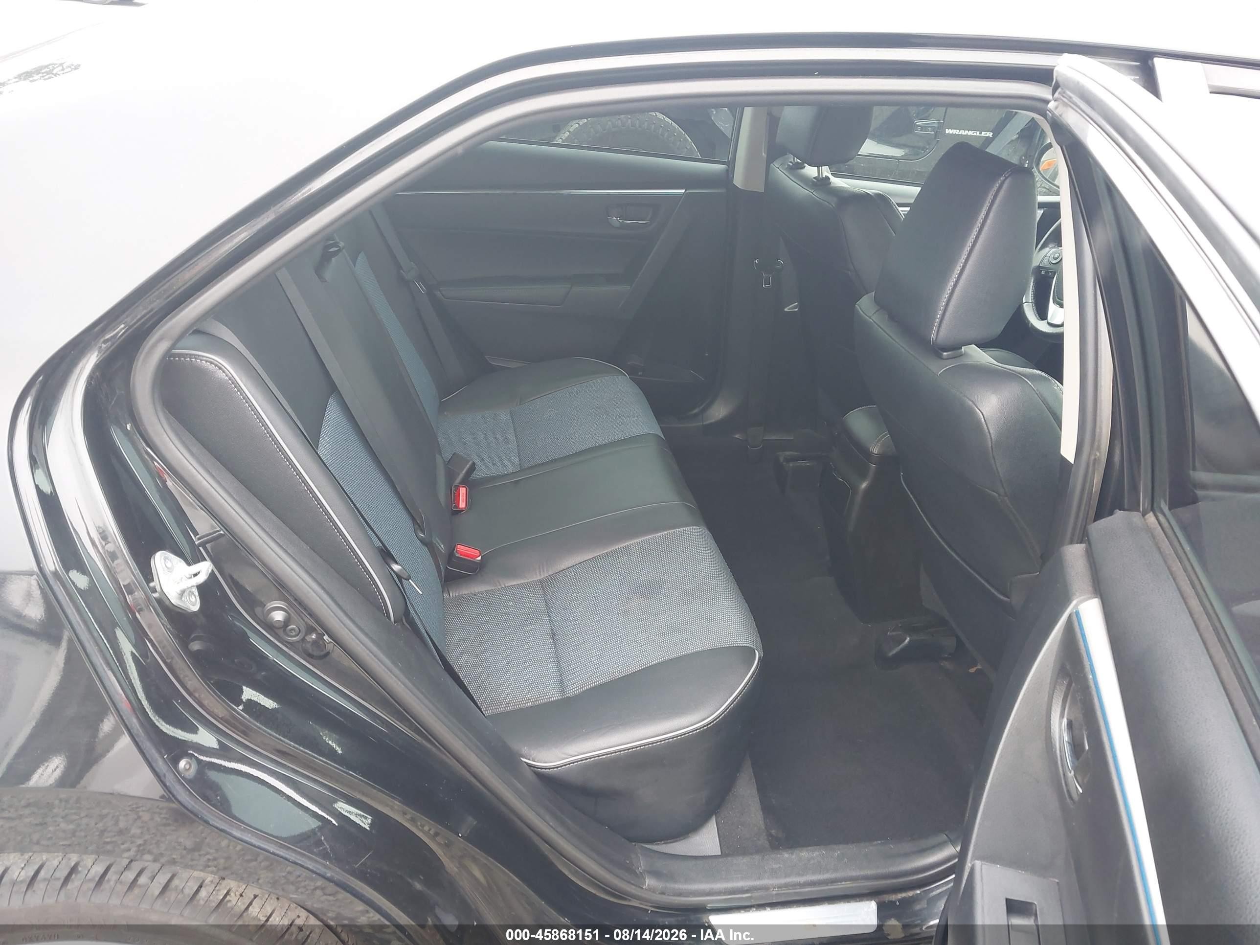 2015 Toyota Corolla S Plus Черный vin: 5YFBURHE7FP293623